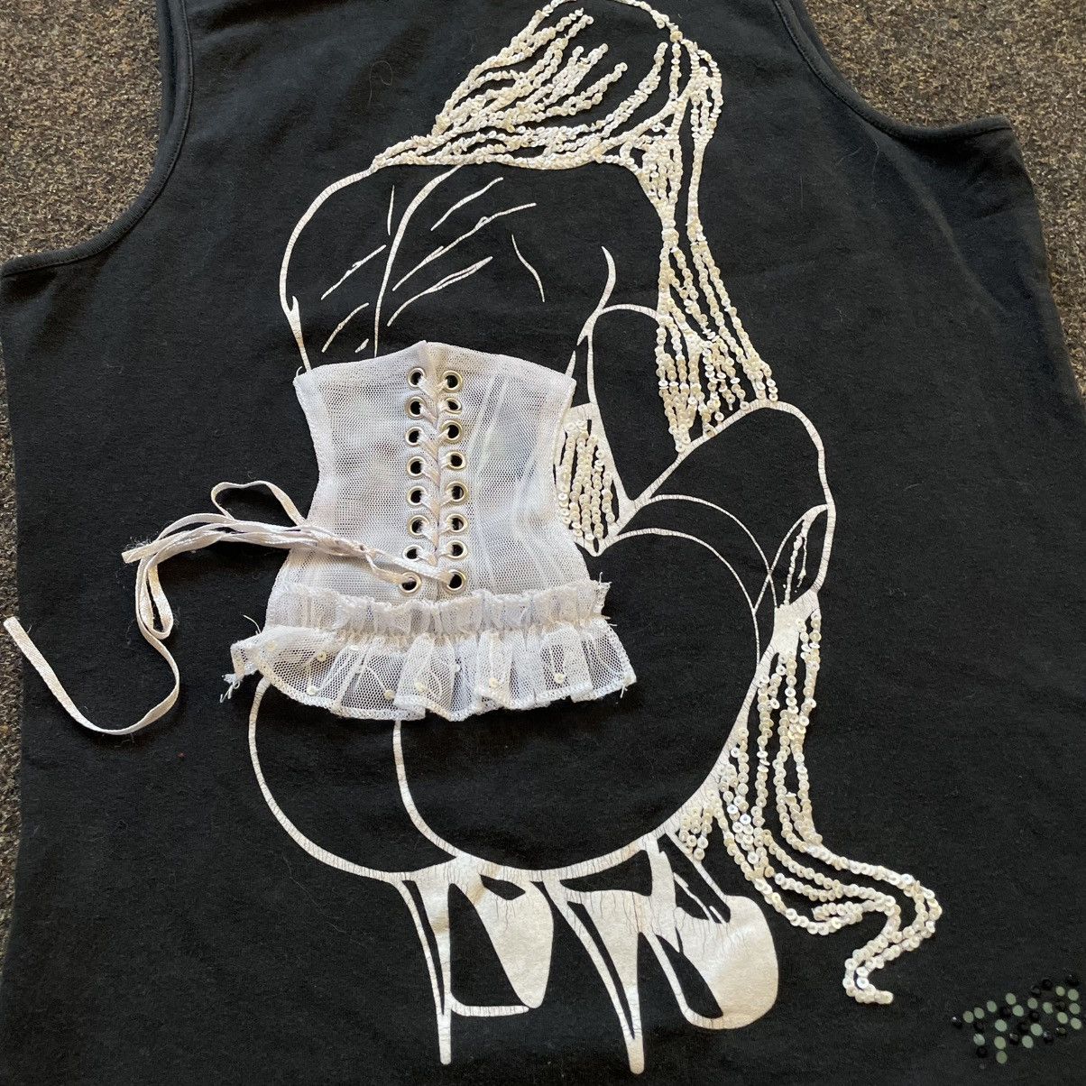 Vintage Vintage Y2K Graphic Tank Top Devil Art Black Goth Slim S Size S / US 4 / IT 40 - 4 Thumbnail
