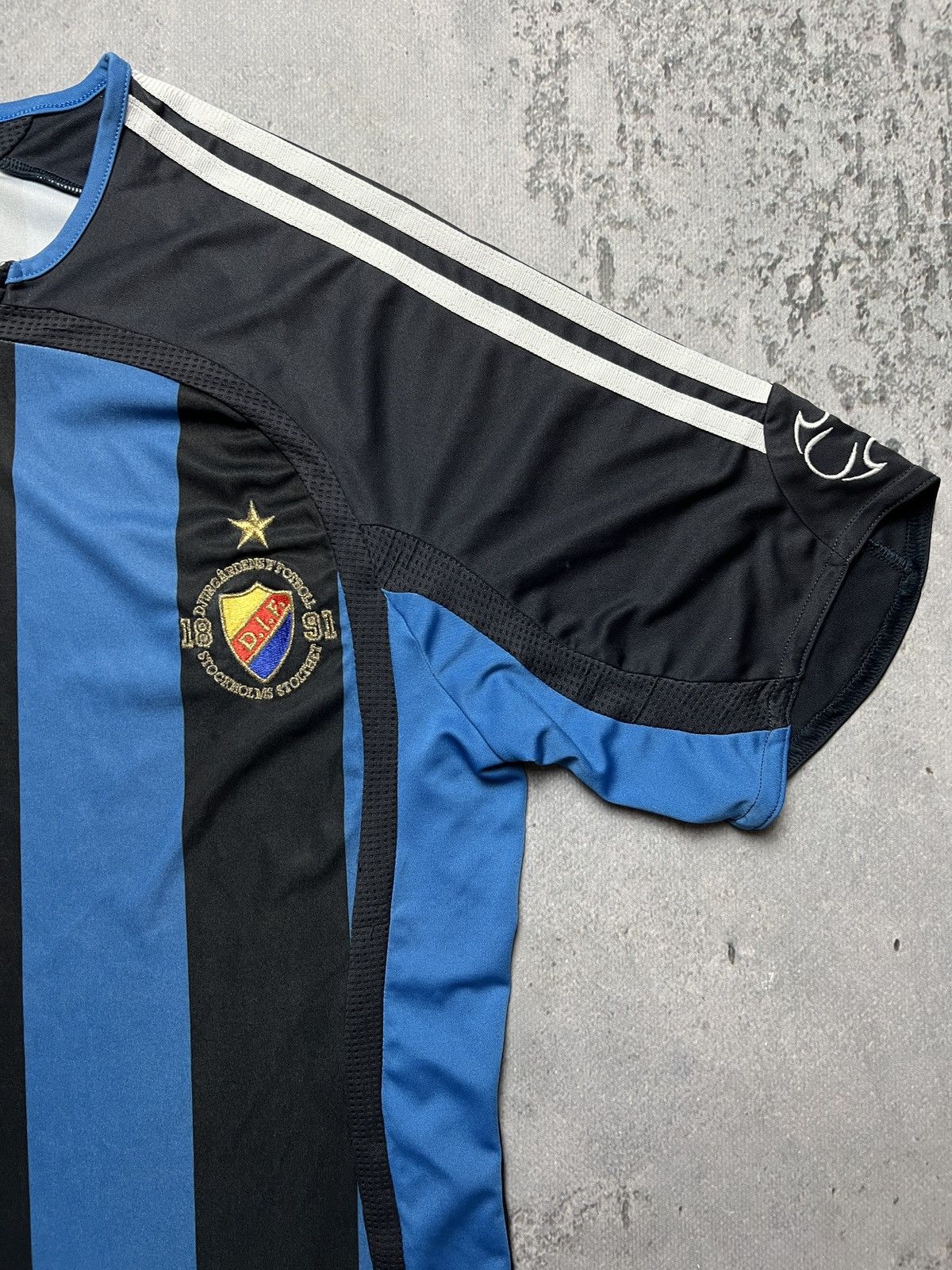 Adidas 00s Vintage Djurgårdens IF Home Kit Jersey Vintage Sweden Size US S / EU 44-46 / 1 - 4 Thumbnail