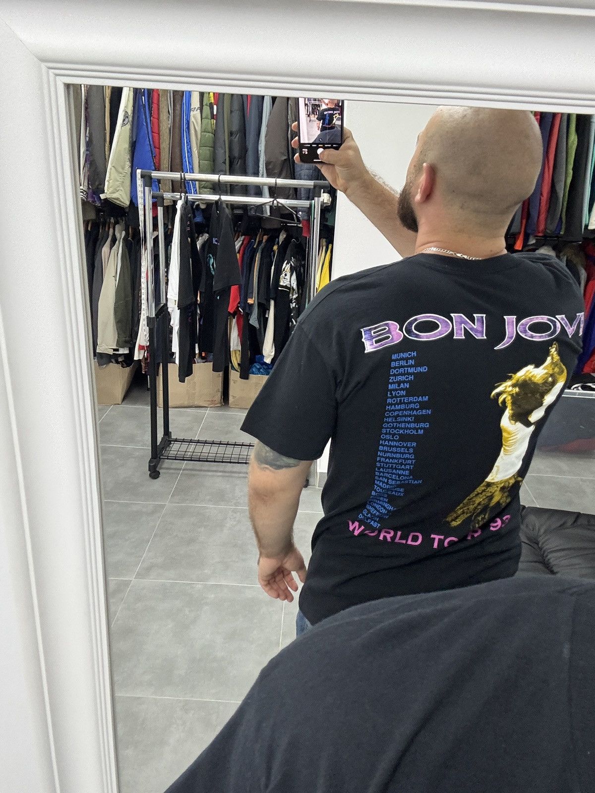 Bon Jovi Vintage Bon Jovi Screen Stars World Tour 1993 T-Shirt Size L Size US L / EU 52-54 / 3 - 3 Thumbnail