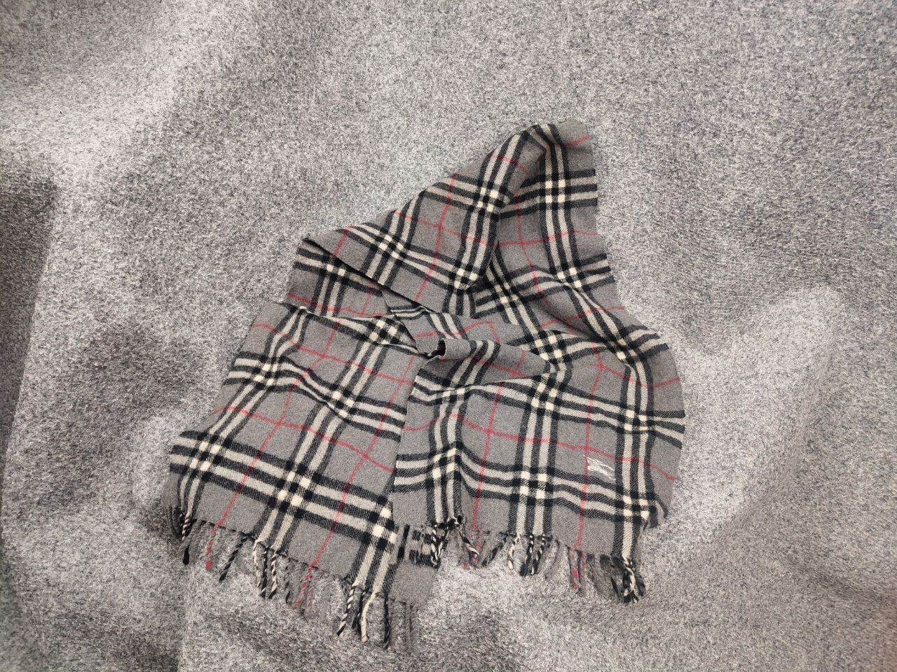 Burberry Vintage Burberry 's Classic Check Lana wool Unisex Scarf Size ONE SIZE - 17 Thumbnail