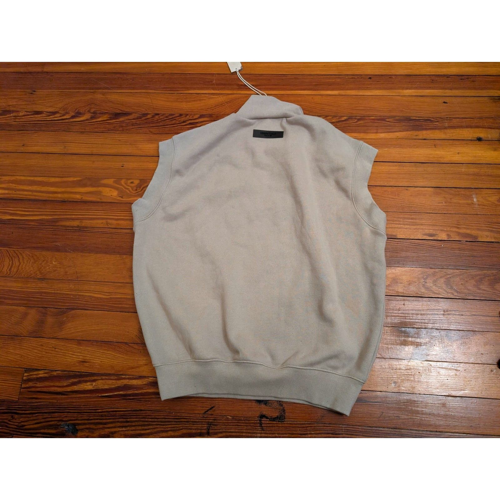 Fear of God Essentials Fear of God Beige Mens XS Vest NWT Size US XS / EU 42 / 0 - 6 Thumbnail