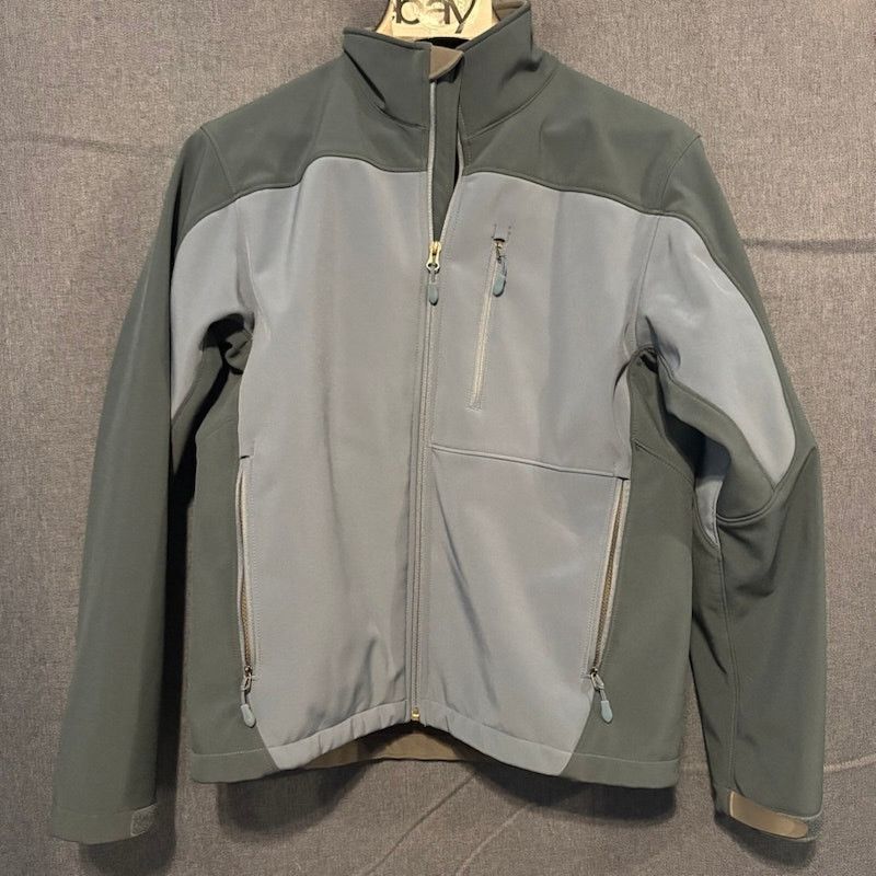 Kirkland Signature Kirkland Softshell Jacket Men M Full Zip Mock Tech Pocket Size US M / EU 48-50 / 2 - 1 Thumbnail