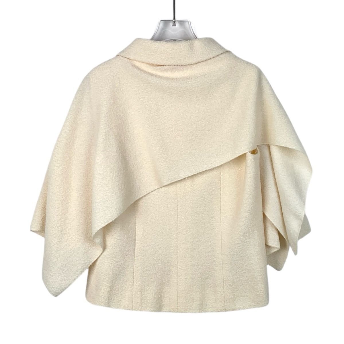 Chanel Chanel Beige Double C Logo Button Trim Wool Cape Jacket Size XS / US 0-2 / IT 36-38 - 2 Thumbnail