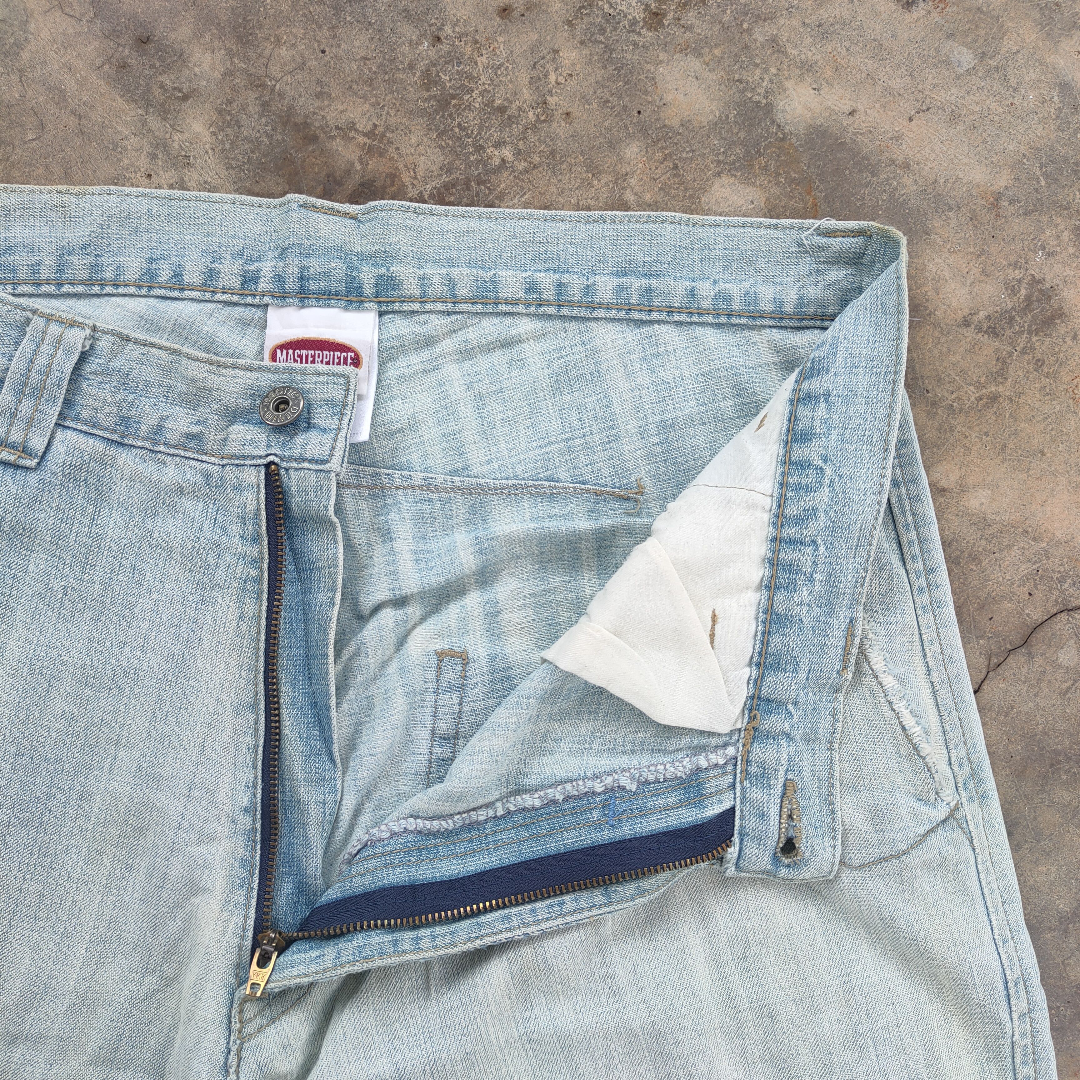MasterPiece VINTAGE MASTERPIECE BAGGY FADED RIPPED JEANS DENIM PANTS Size US 35 - 6 Thumbnail