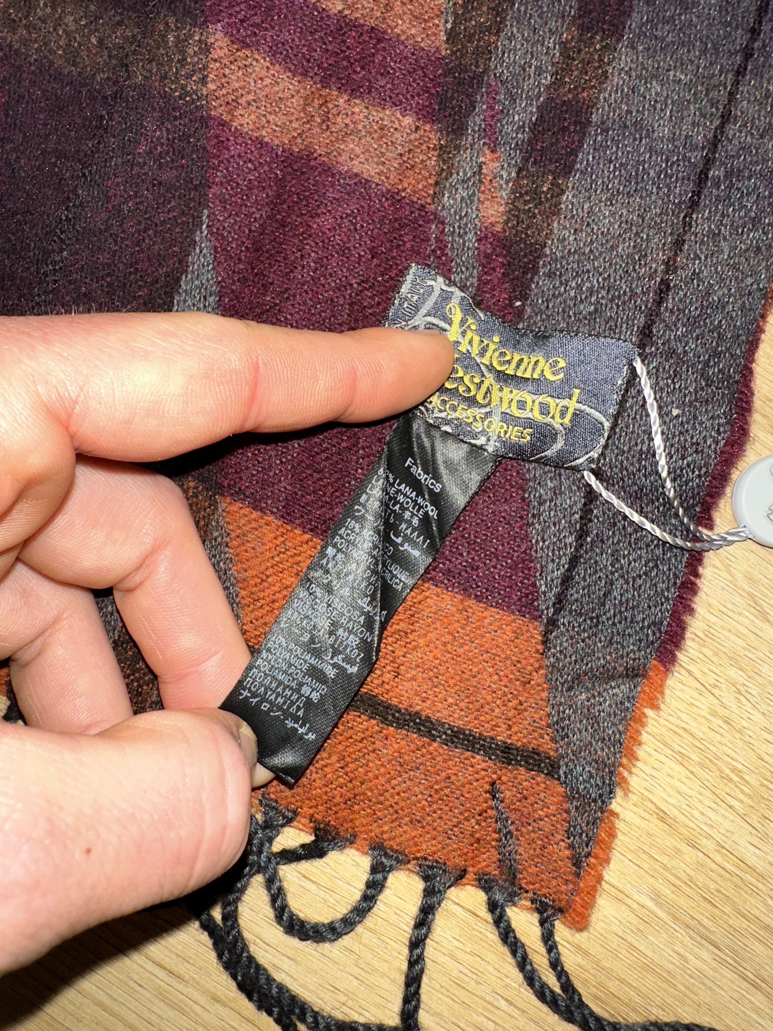 Vivienne Westwood Rare Vivienne Westwood Orb Plaid Wool Blend Fringed 185x38 Size ONE SIZE - 8 Thumbnail