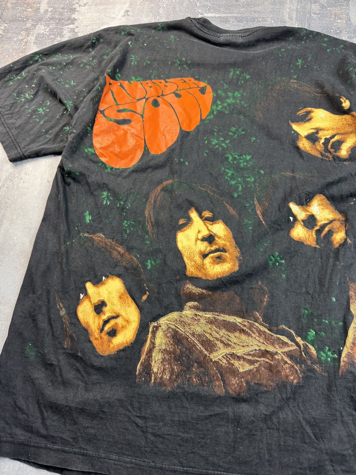 Band Tees Vintage 90s The Beatles "Rubber Soul" AOP T-Shirt Size US XL / EU 56 / 4 - 7 Thumbnail