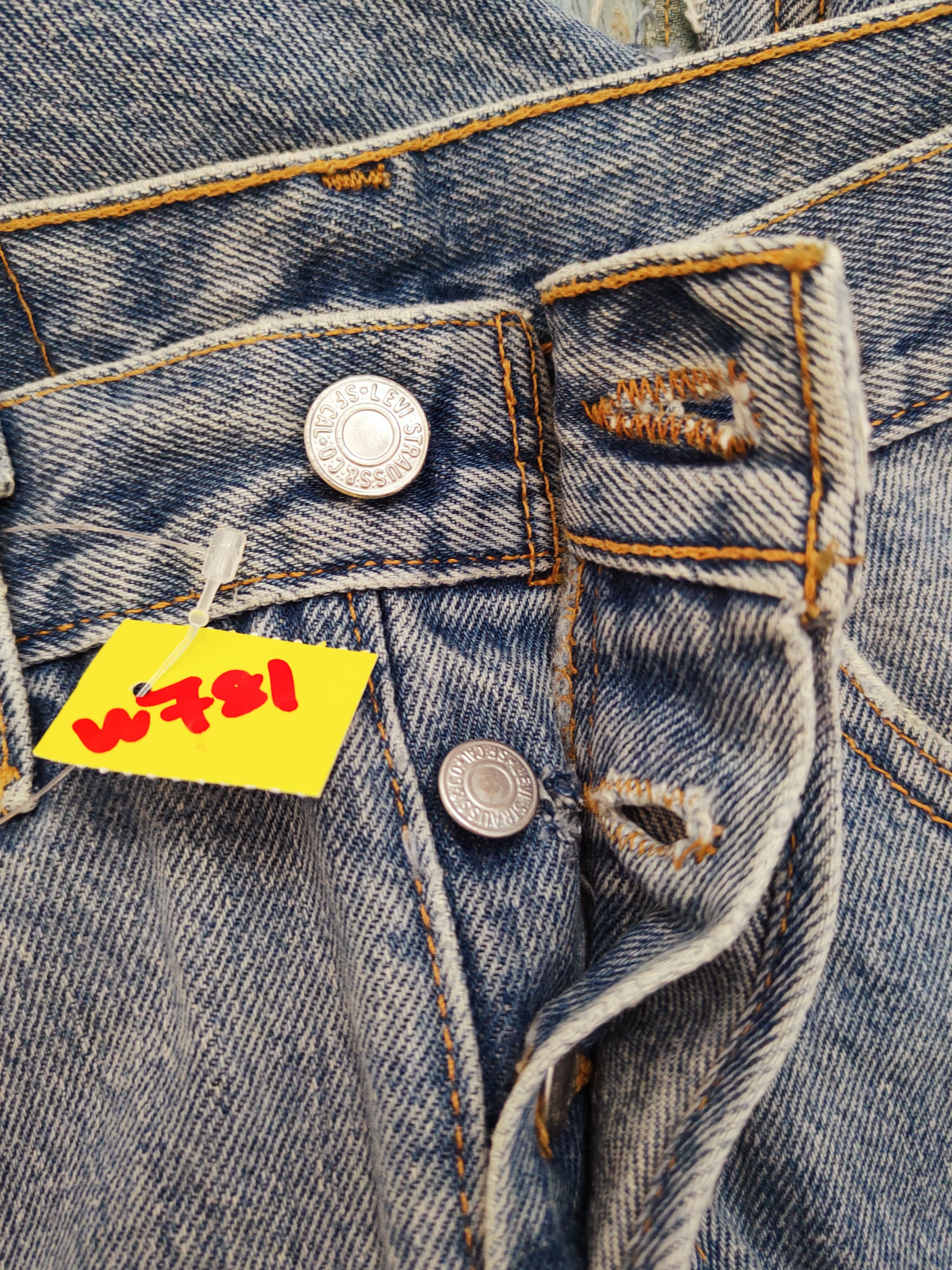Levi's Levi's Blue Distressed Ripped Jeans #W781 Size US 31 - 18 Thumbnail