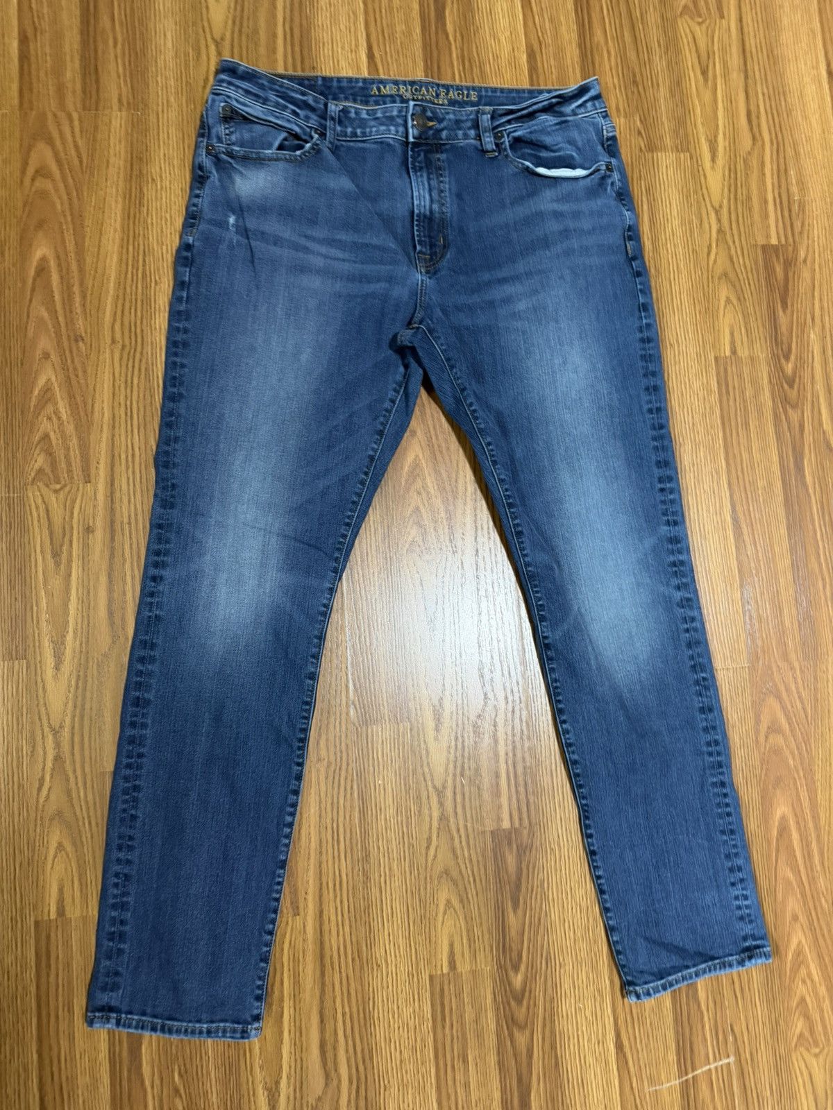 American Eagle Outfitters American Eagle AirFlex+ 4 Slim Fit Medium Wash Jeans 36x32 Size US 36 / EU 52 - 2 Thumbnail