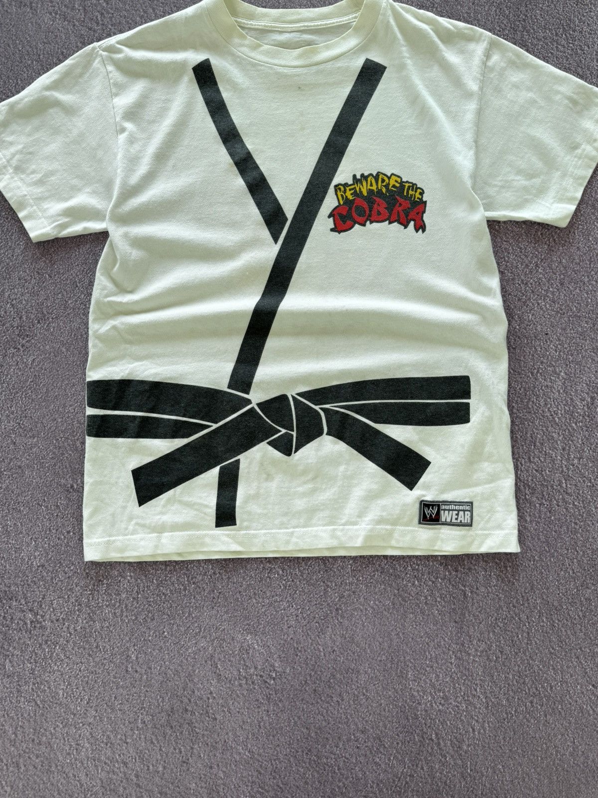 WWE WWE Beware The Cobra Santino 90’s Vintage T-Shirt Size US L / EU 52-54 / 3 - 4 Thumbnail