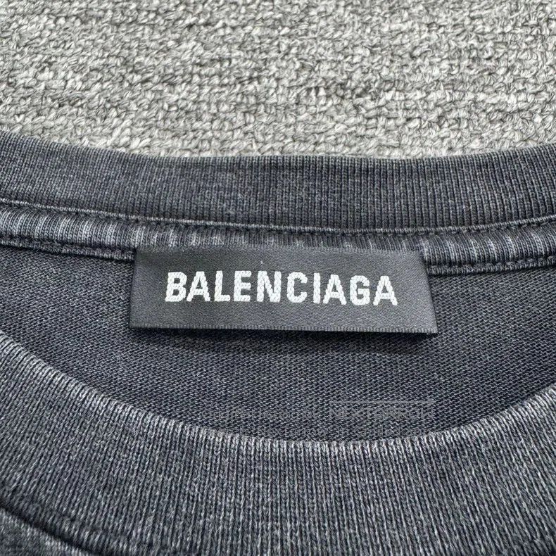 Balenciaga Balenciaga Distressed Shoulder Decor Short Sleeve. Size US S / EU 44-46 / 1 - 3 Thumbnail