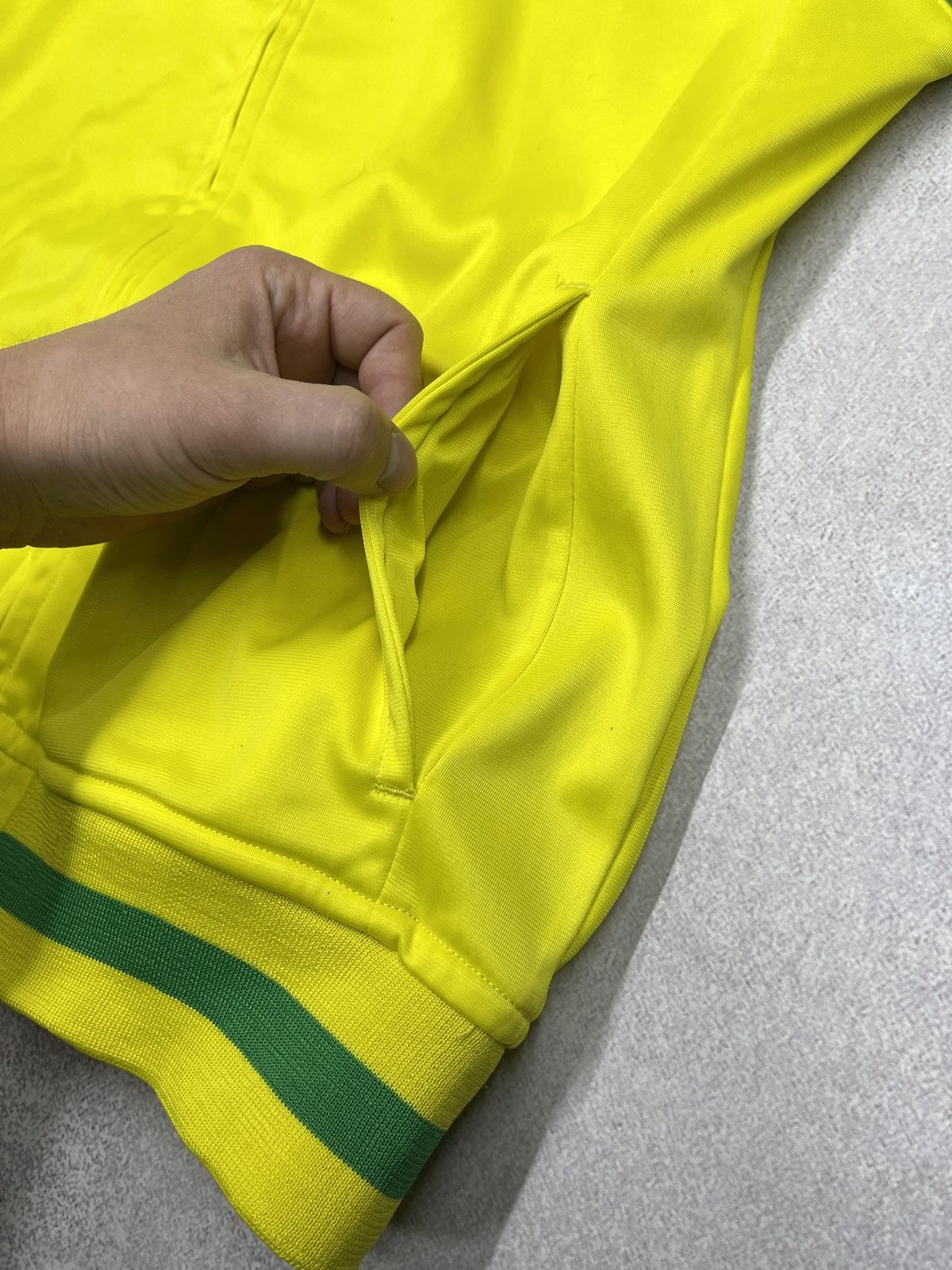 Other Vintage Brazil World Soccer CBF #10 Full Zip Track Jacket Size US M / EU 48-50 / 2 - 10 Thumbnail