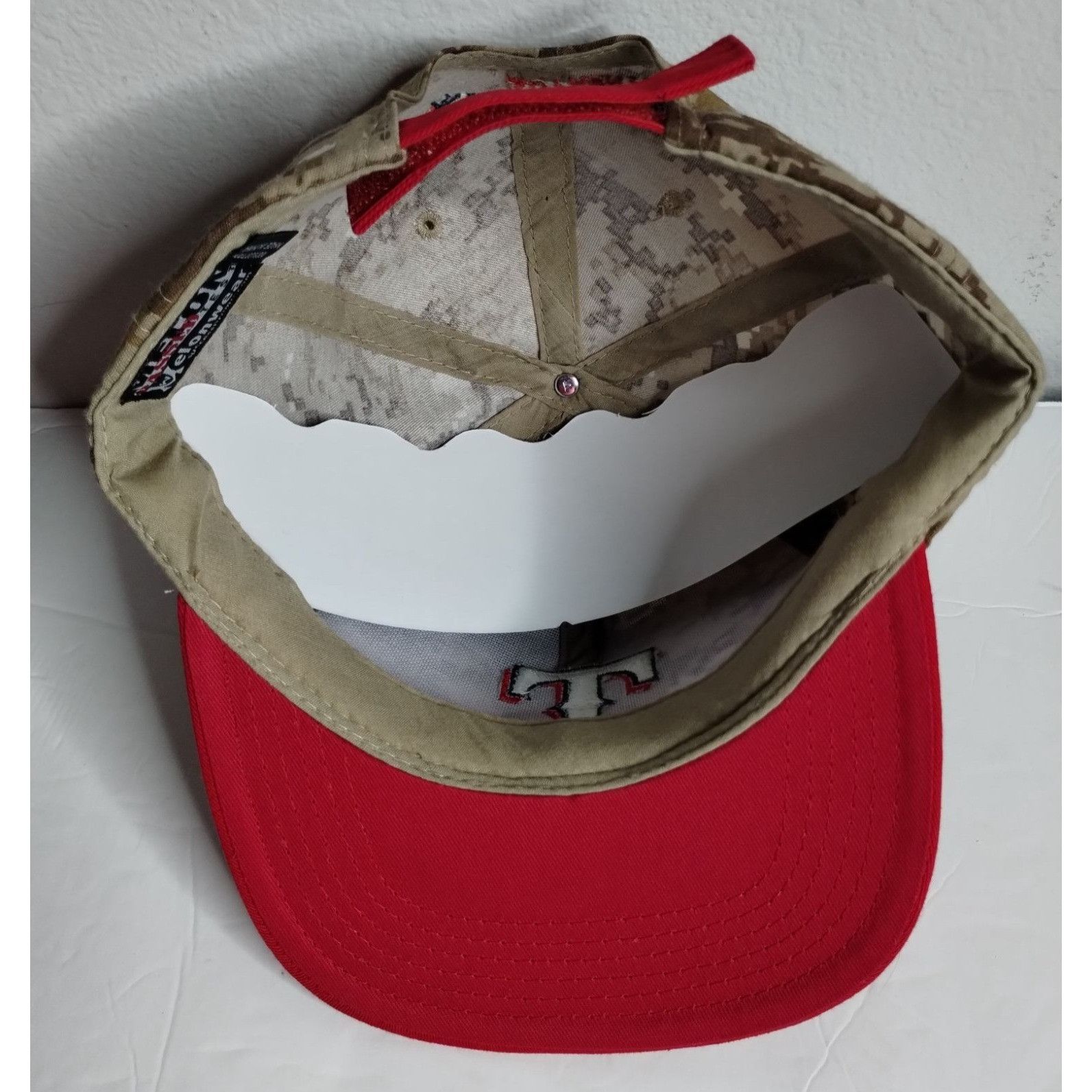Other Texas Rangers Red & Camo Fanatics Authentic Adjustable Ball Size ONE SIZE - 8 Thumbnail
