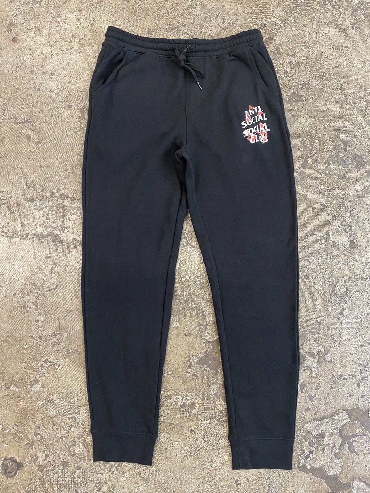 Anti Social Social Club Anti social social club black sweatpant Size US 32 / EU 48 - 1 Thumbnail