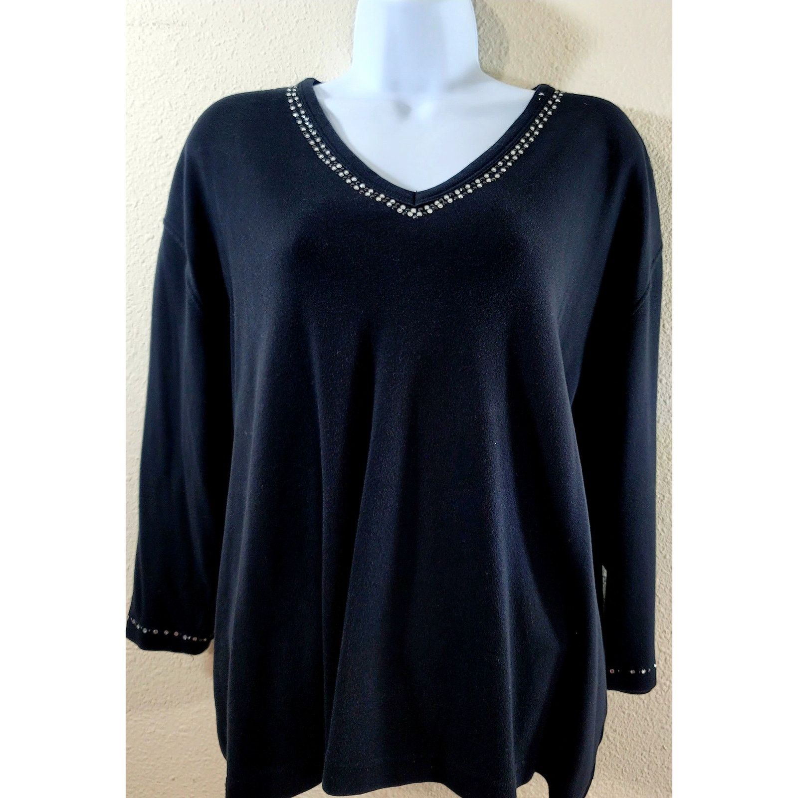 Other Lanie New York Black Rhinestone V Neck Top 2X Plus Stretch Size XXL / US 16-18 / IT 52-54 - 1 Thumbnail