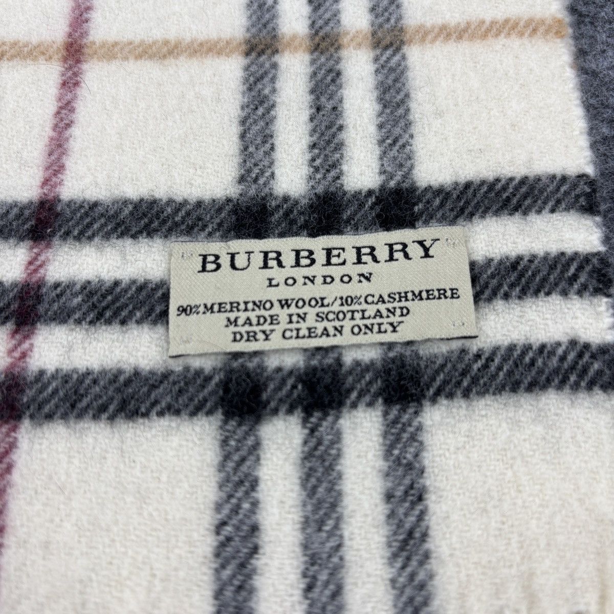 Burberry Burberry Scarf # D732 # Muffler # Neckwear # Nova Check Size ONE SIZE - 2 Thumbnail