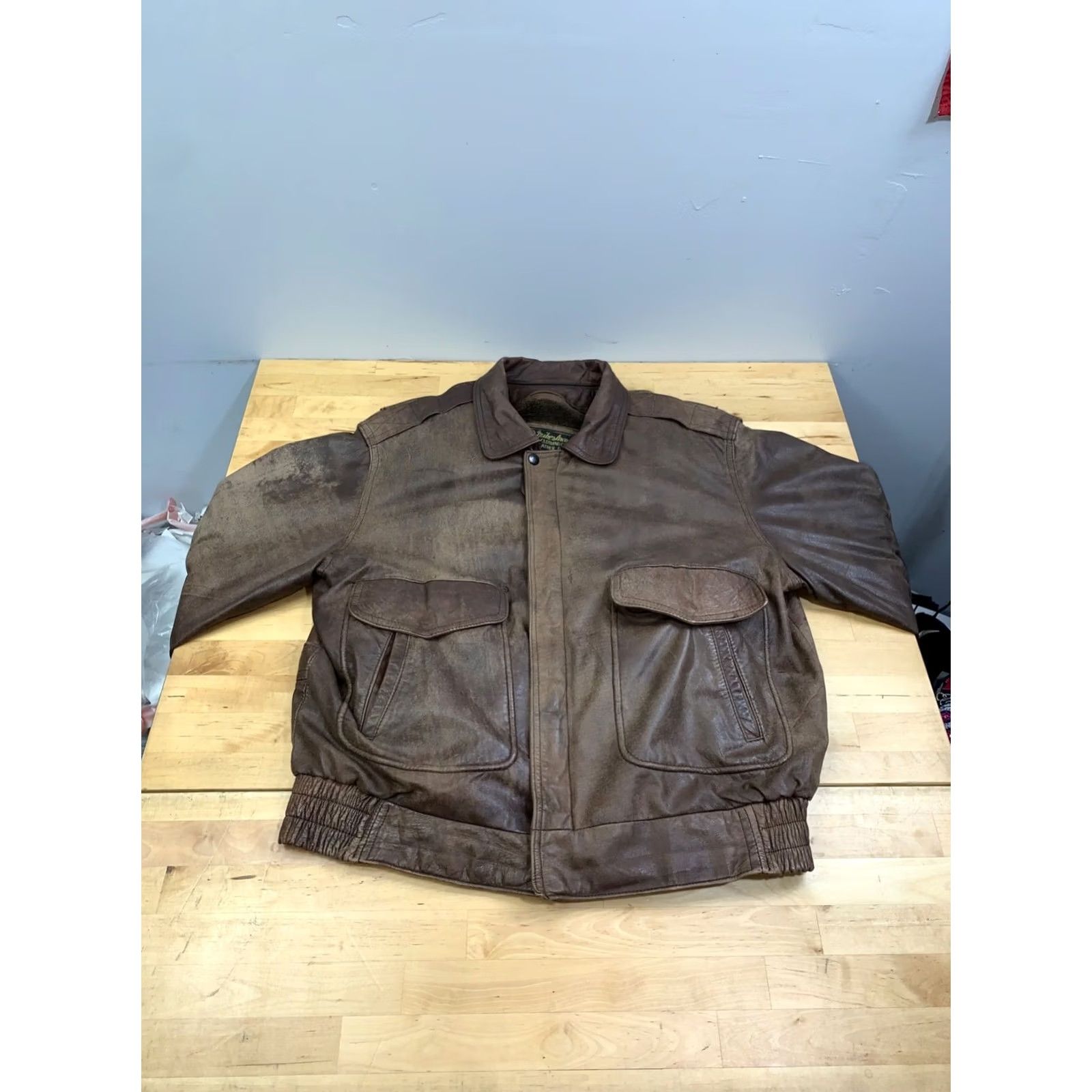 Vintage VINTAGE Mikes Arcade Leather Bomber Jacket Men M Brown Lined Zip Distress Size US M / EU 48-50 / 2 - 5 Thumbnail