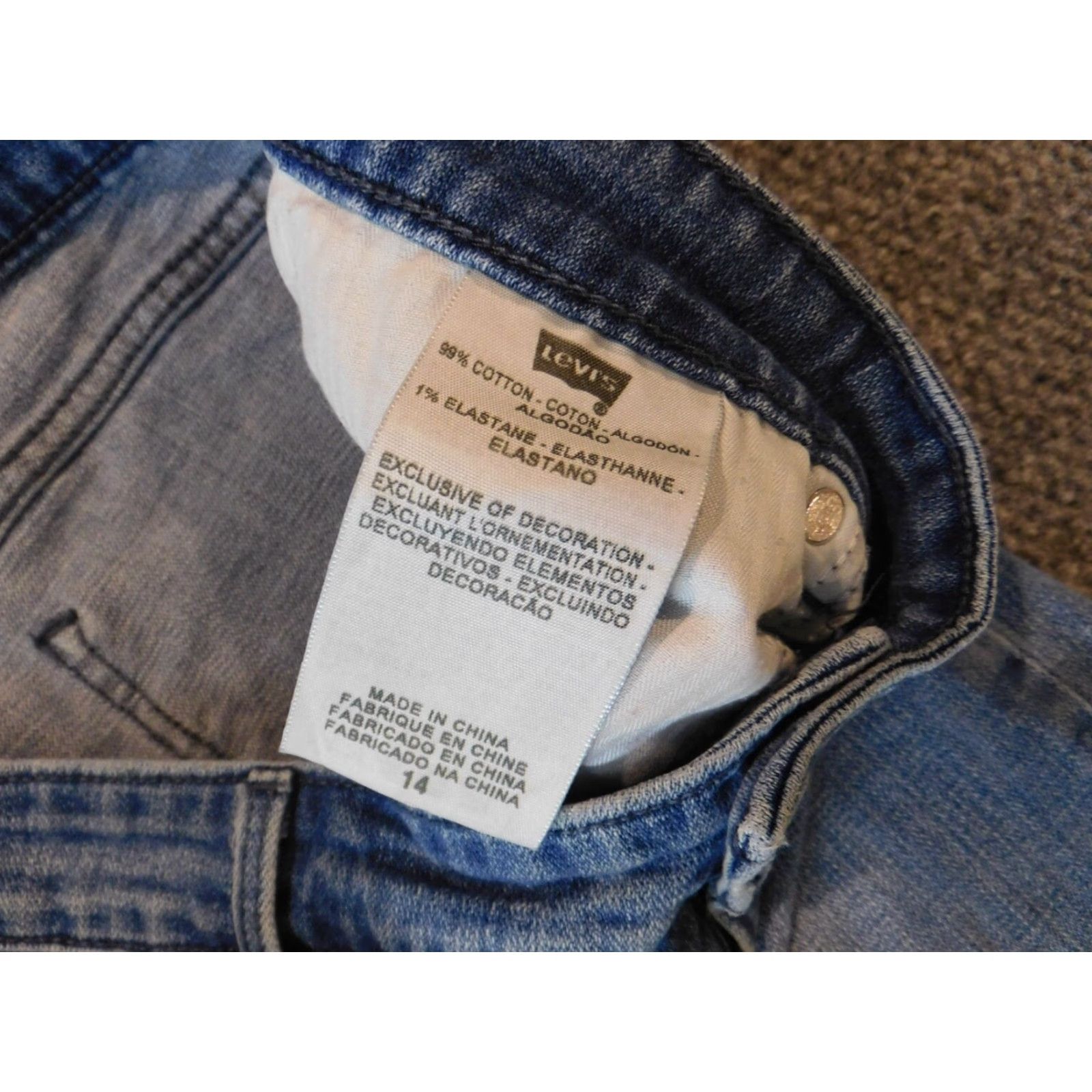 Levi's Levi's Jeans Women 14 Straight Denim 31in Waist Blue Slim Regular Pockets Zipper Stretch Classic 21in Inseam Size 36" / US 14 / IT 50 - 4 Thumbnail