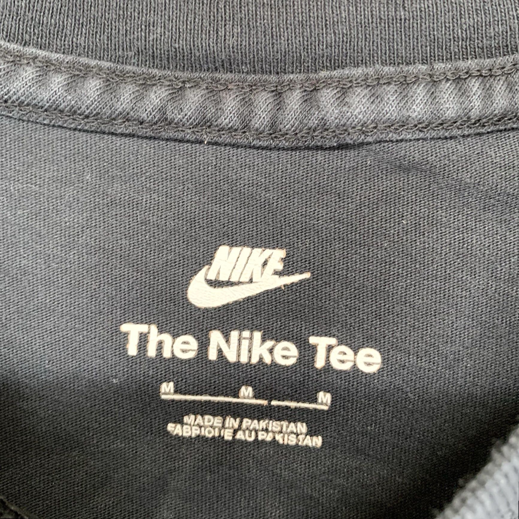 Nike VINTAGE Nike T-Shirt Men Medium Black 90s Retro Air Force One AF1 Logo Graphic Size US M / EU 48-50 / 2 - 6 Thumbnail