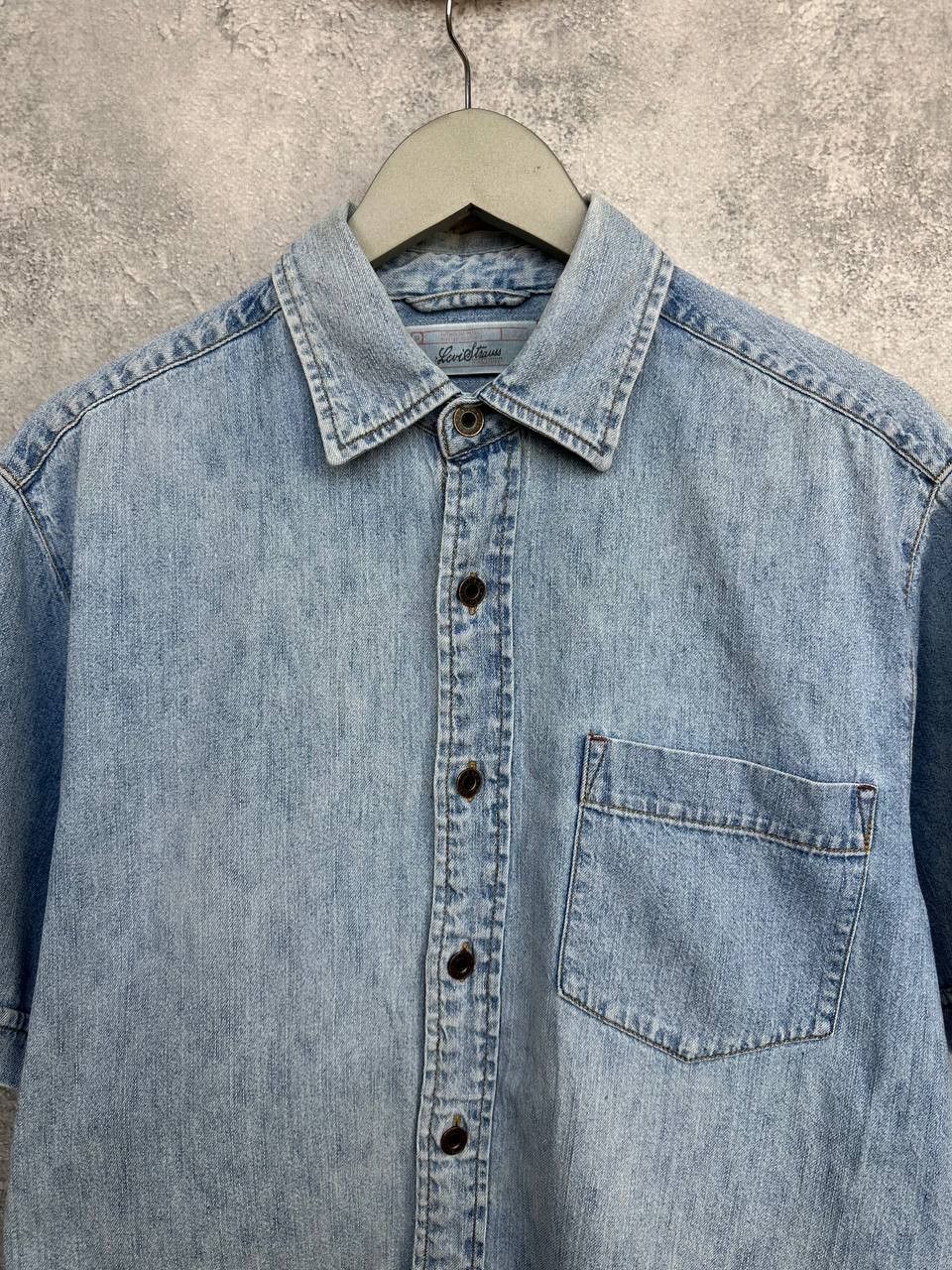 Levi's Vintage Clothing Levi’s Signature Denim Shirt Light Wash Cotton Short Sleeve Size US M / EU 48-50 / 2 - 4 Thumbnail