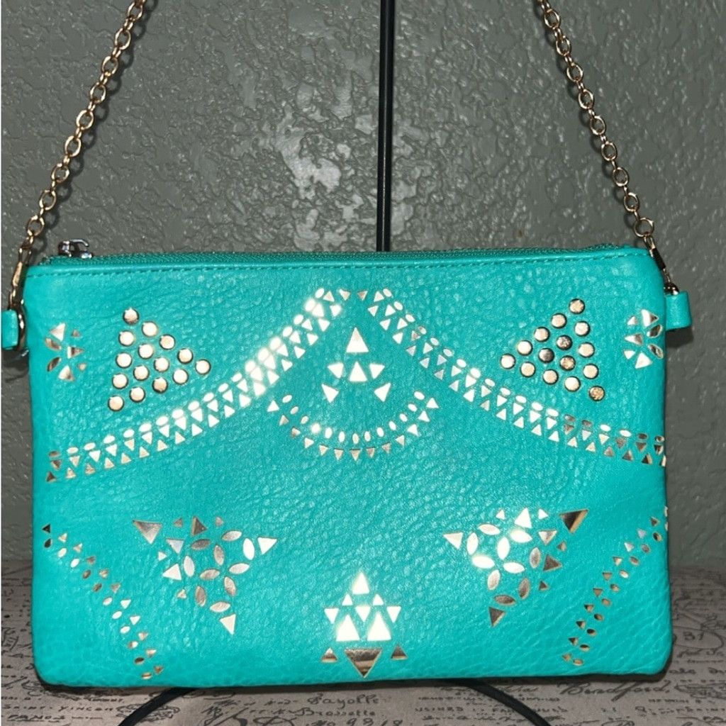 Other Teal blue crossbody purse with gold accents #boho #festival Size ONE SIZE - 1 Thumbnail