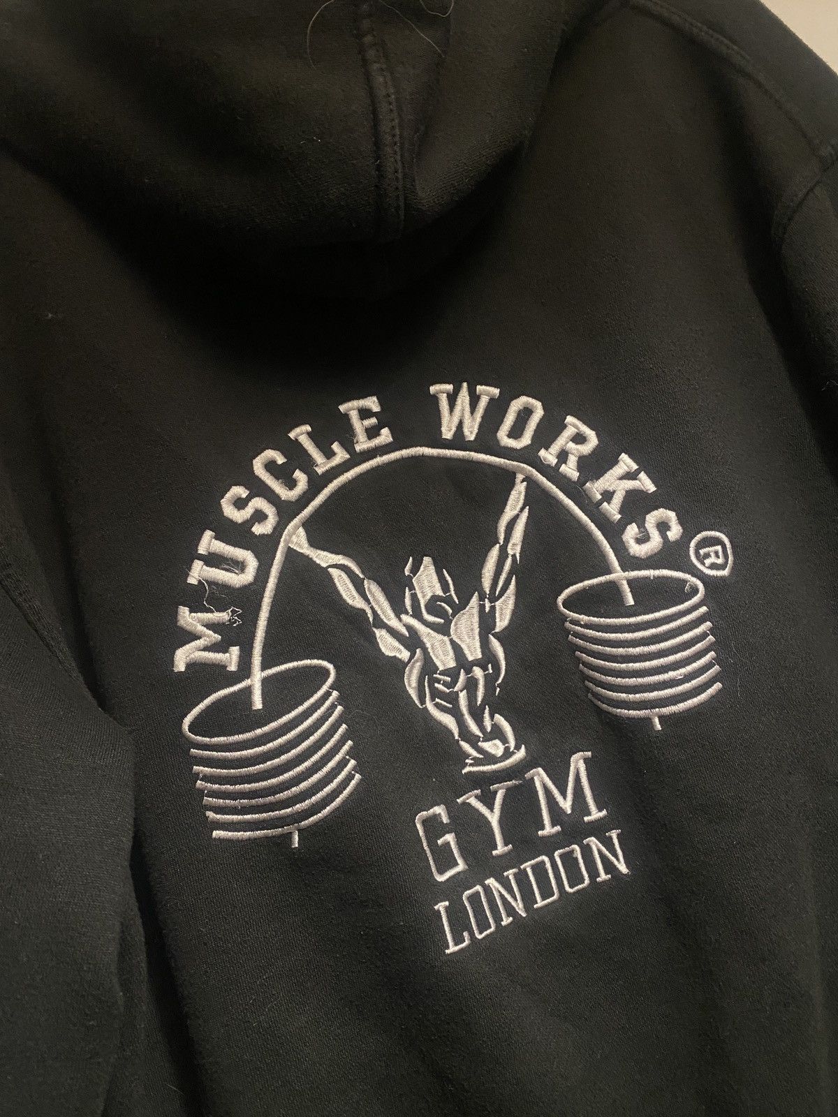 Vintage Gym london muscle works vintage zip raresweatshirt Size US L / EU 52-54 / 3 - 4 Thumbnail