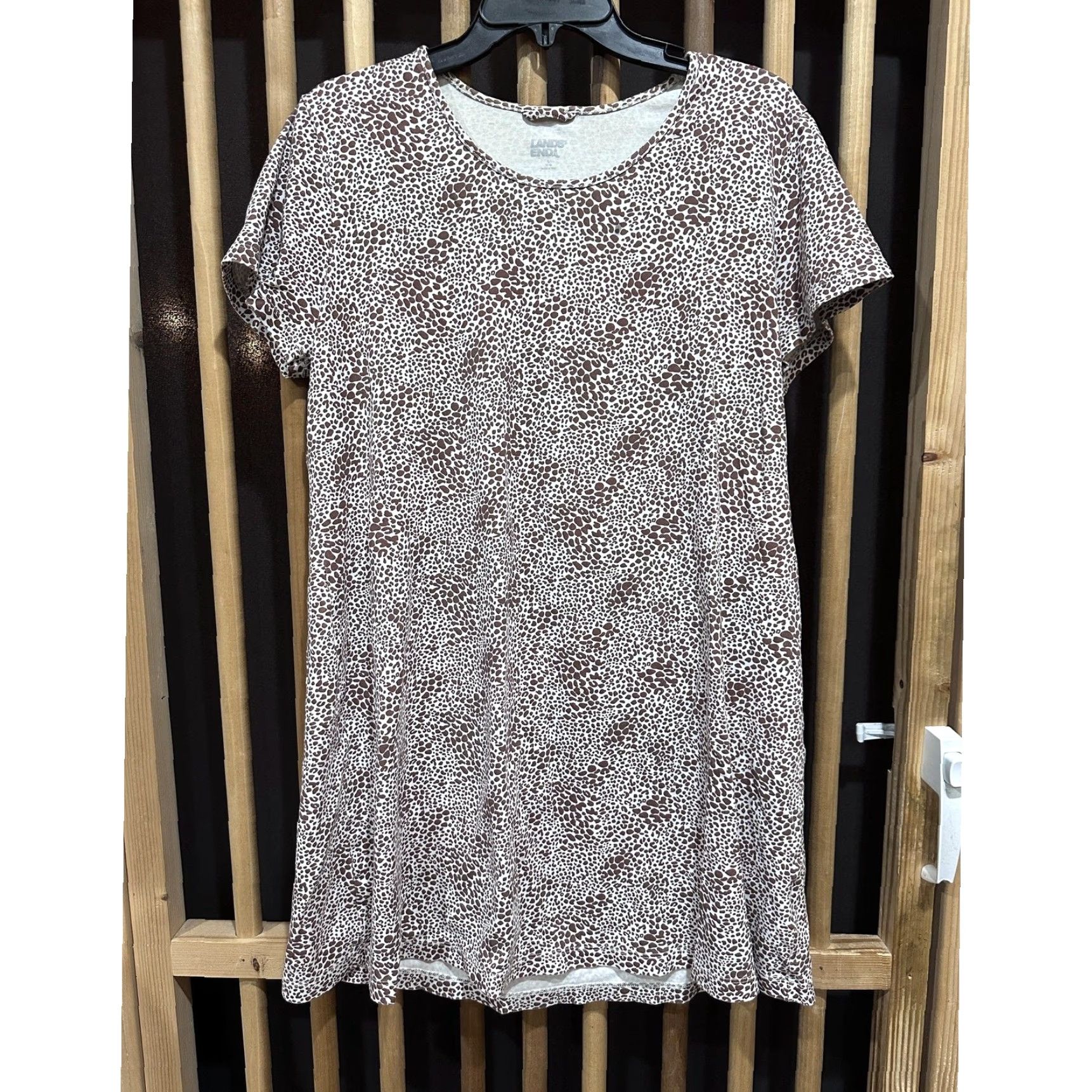 Lands' End Lands' End Dress Womens Size L Brown White Animal Print Short Sleeve Knit STAIN Dress Length Short Crew Neck T-Shirt Dress Womens Size 36" / US 14 / IT 50 - 2 Thumbnail