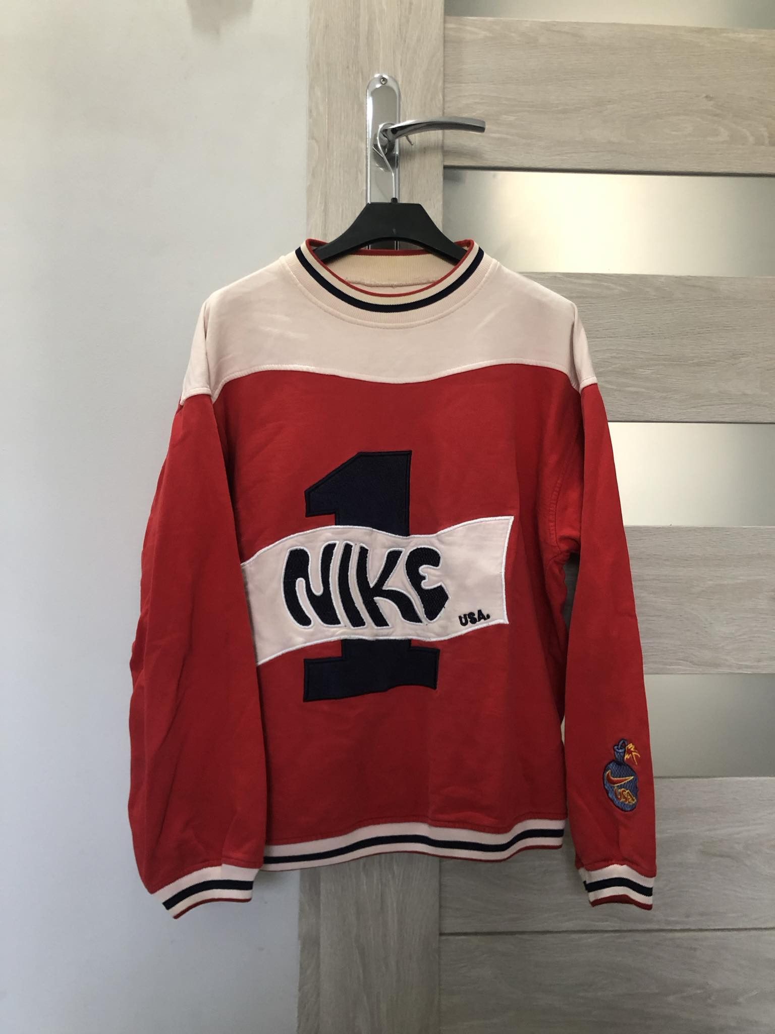 image of Nike Hoodie Vintage 90's 80's 00S Retro in Red, Men's (Size XL)