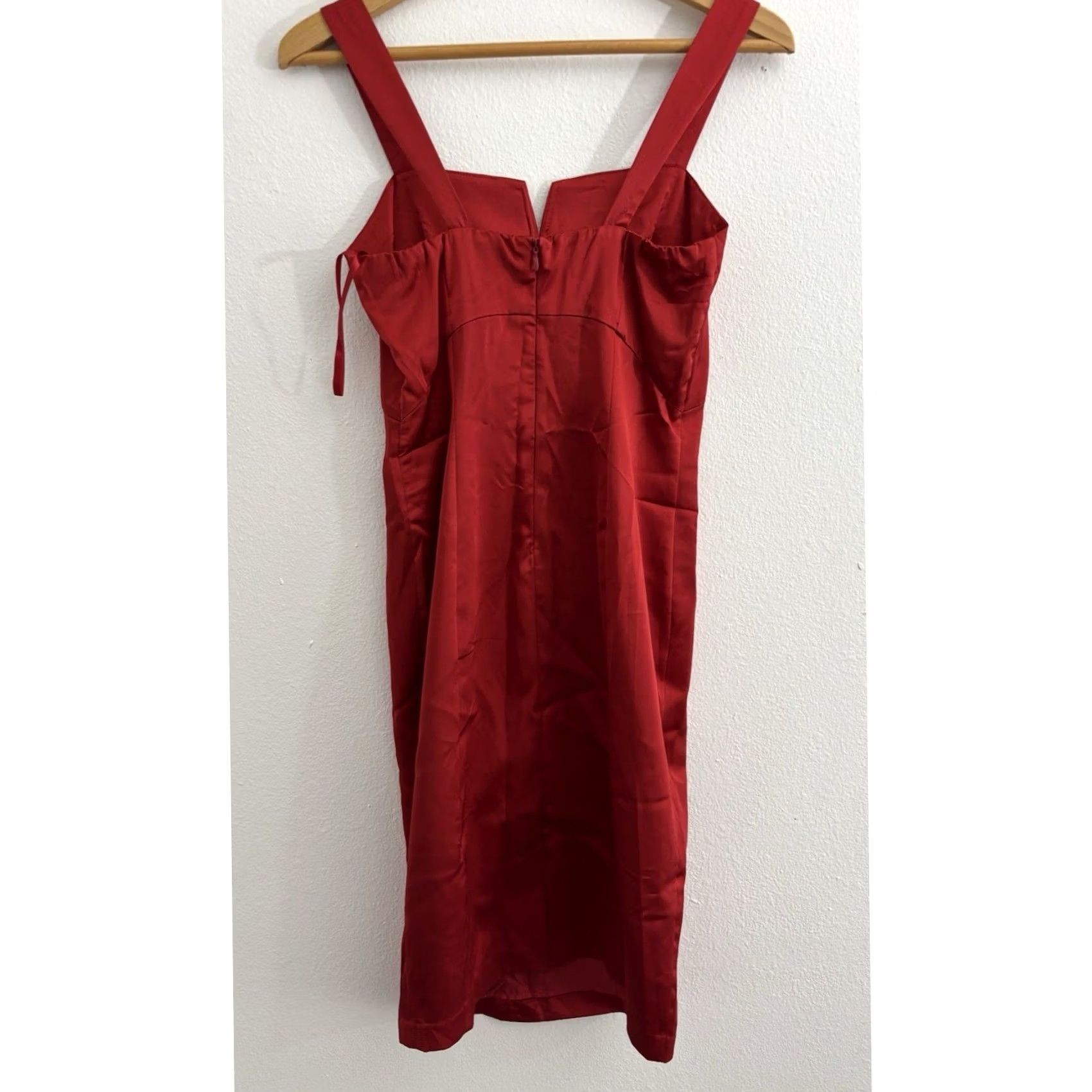 Vintage NEWPORT NEWS Red Ruched Dress Sleeveless Square Neck Knee Length Women Size 4 Size S / US 4 / IT 40 - 2 Thumbnail