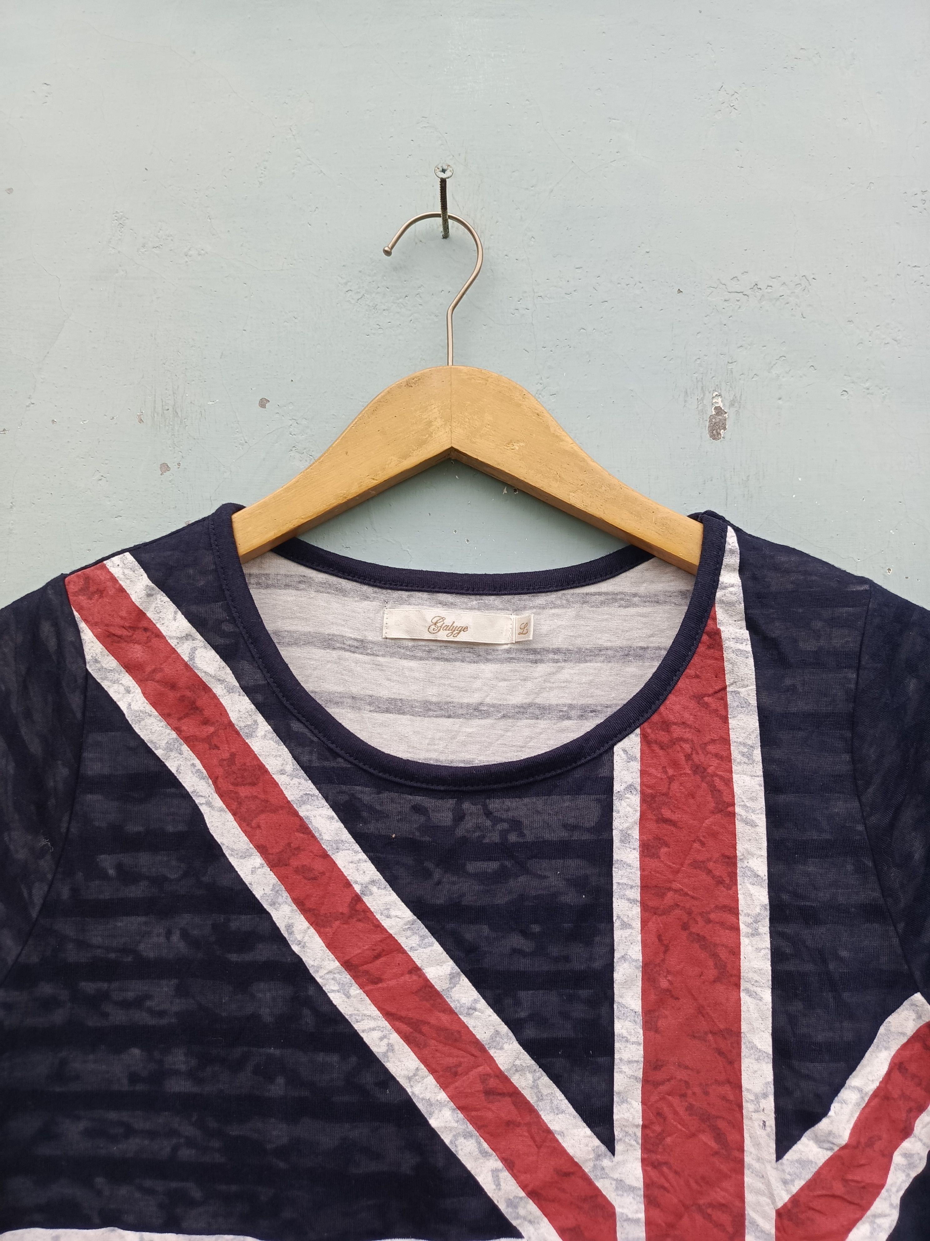 Japanese Brand Galyge British print women tshirt Size L / US 10 / IT 46 - 2 Thumbnail
