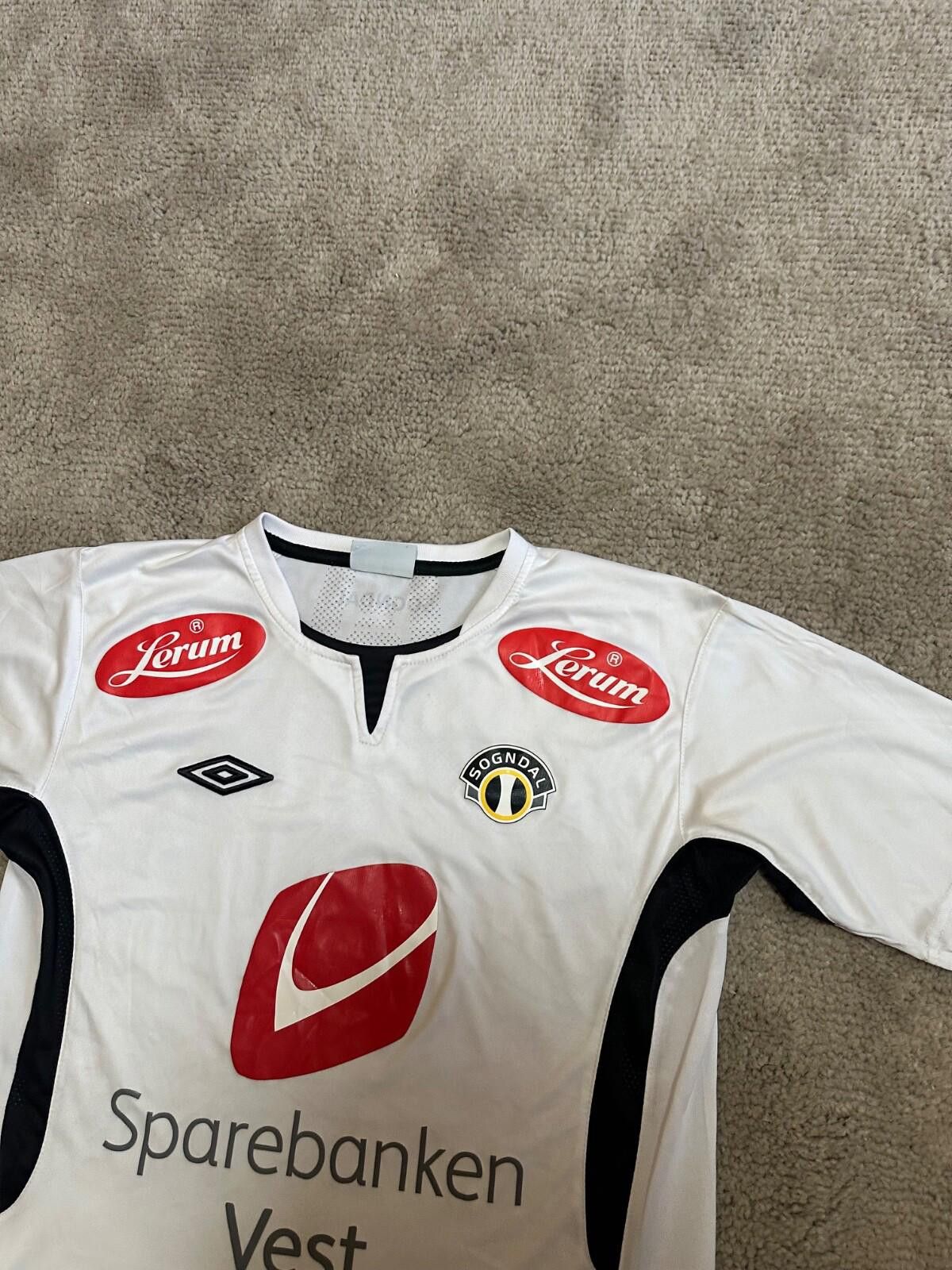 Umbro Umbro Sogndal Norway Home Football Shirt Soccer Jersey Sz S Size US S / EU 44-46 / 1 - 4 Thumbnail