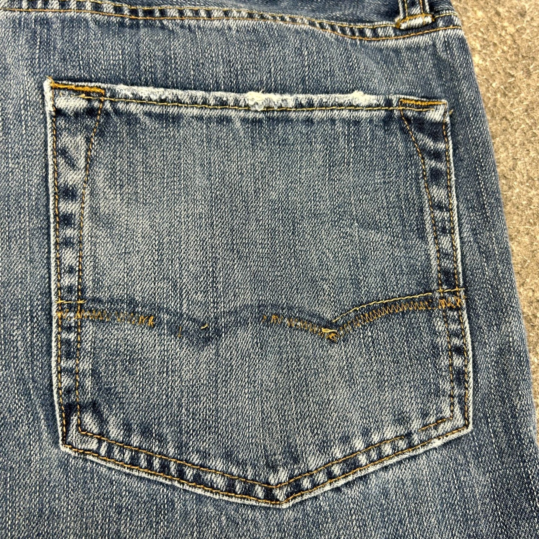 American Eagle Outfitters American Eagle Jeans Mens 30x30 Blue Relaxed Straight Medium Distressed Size US 30 / EU 46 - 5 Thumbnail