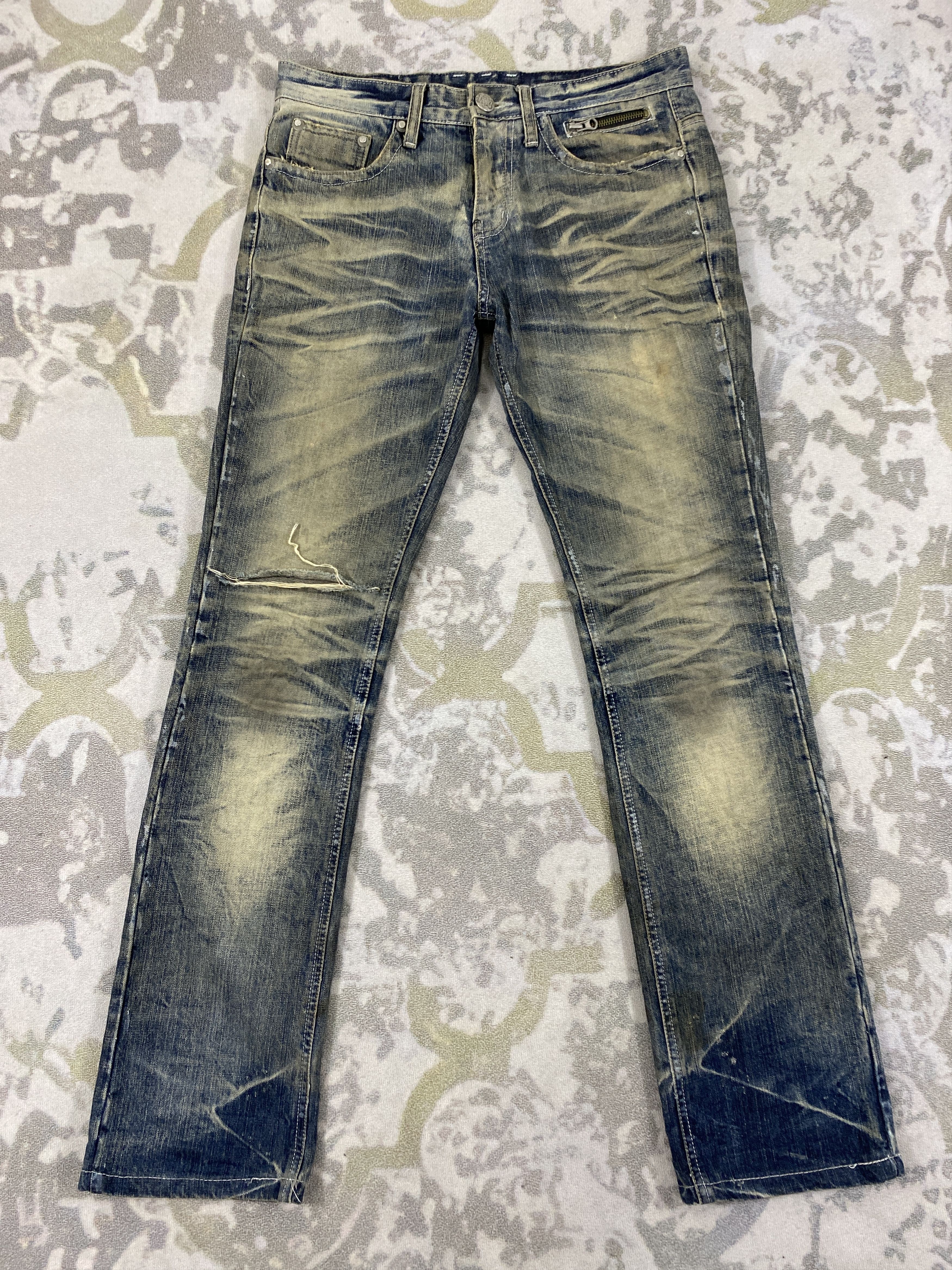 Japanese Brand Vintage Japanese Distressed Jeans 31x30.5 Denim- JN3808 Size US 31 - 1 Thumbnail
