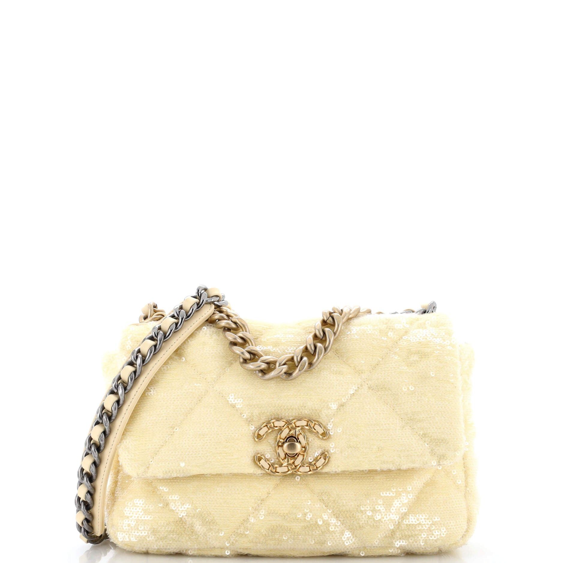Chanel 19 Flap Bag Size ONE SIZE - 1 Thumbnail