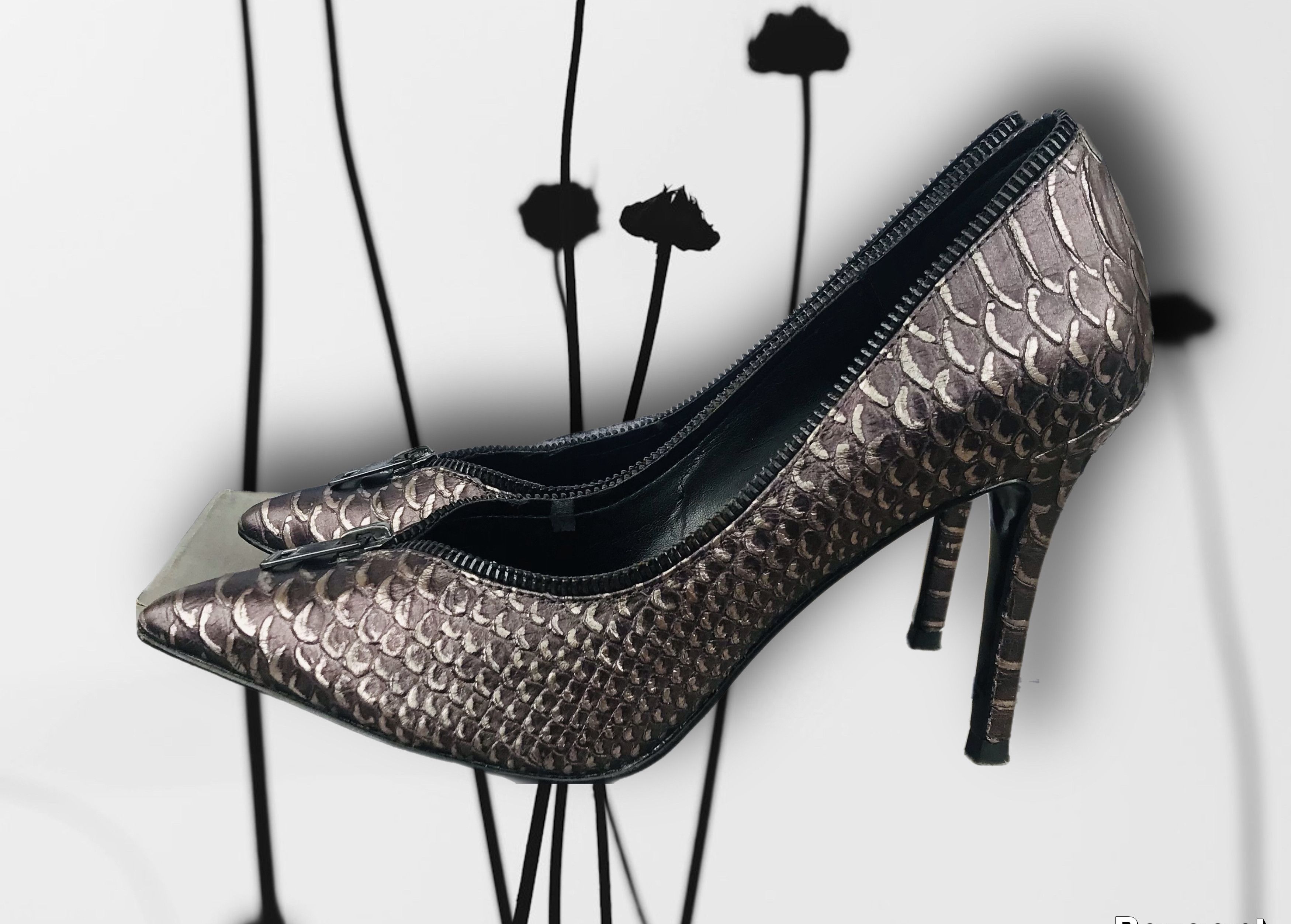 Diesel Diesel D- Elisah Zip Heels Pump Toe Leather Snake python Y2K Size US 8 / IT 38 - 2 Thumbnail