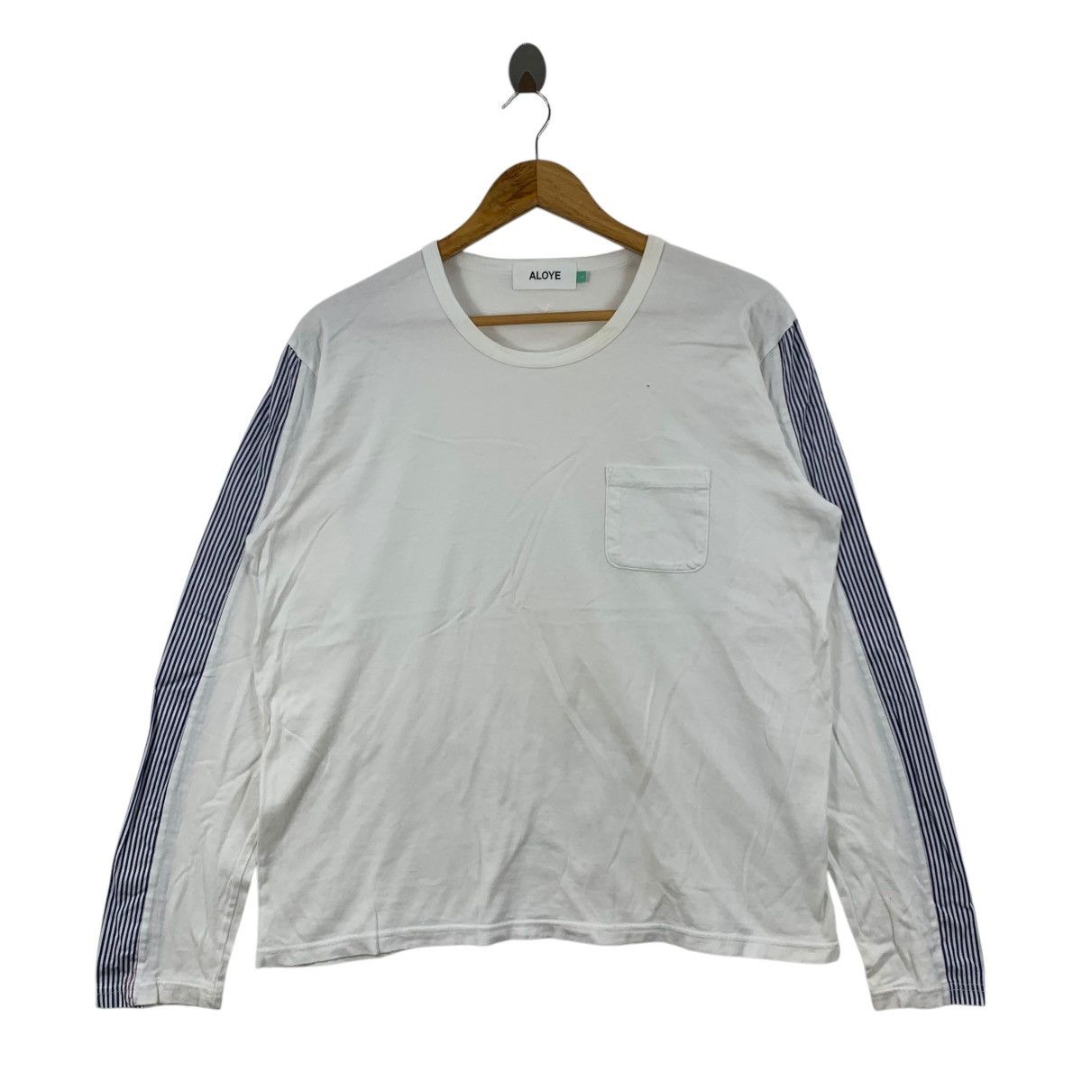 Japanese Brand ALOYE Japanese Brand Stripes On Sleeve White Shirt Size US L / EU 52-54 / 3 - 1 Thumbnail