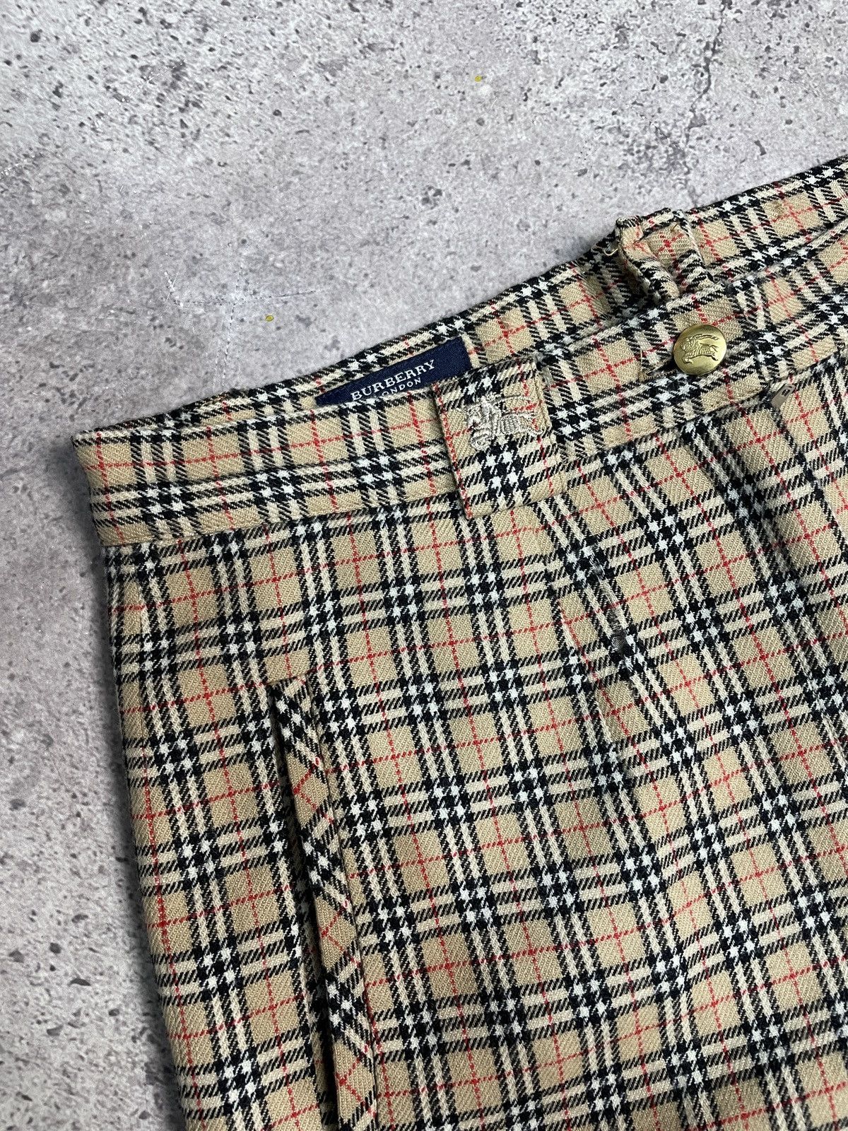 Vintage Y2K Burberry Nova check Pants