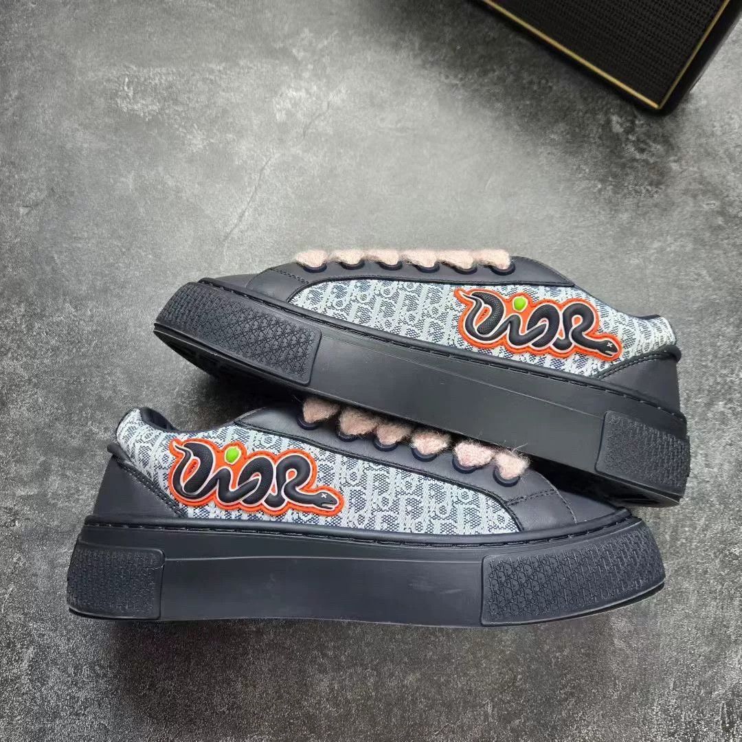 Dior Dior Collab Limited Blue Lowtop Sneakers 37 Women Size US 6.5 / IT 36.5 - 1 Thumbnail