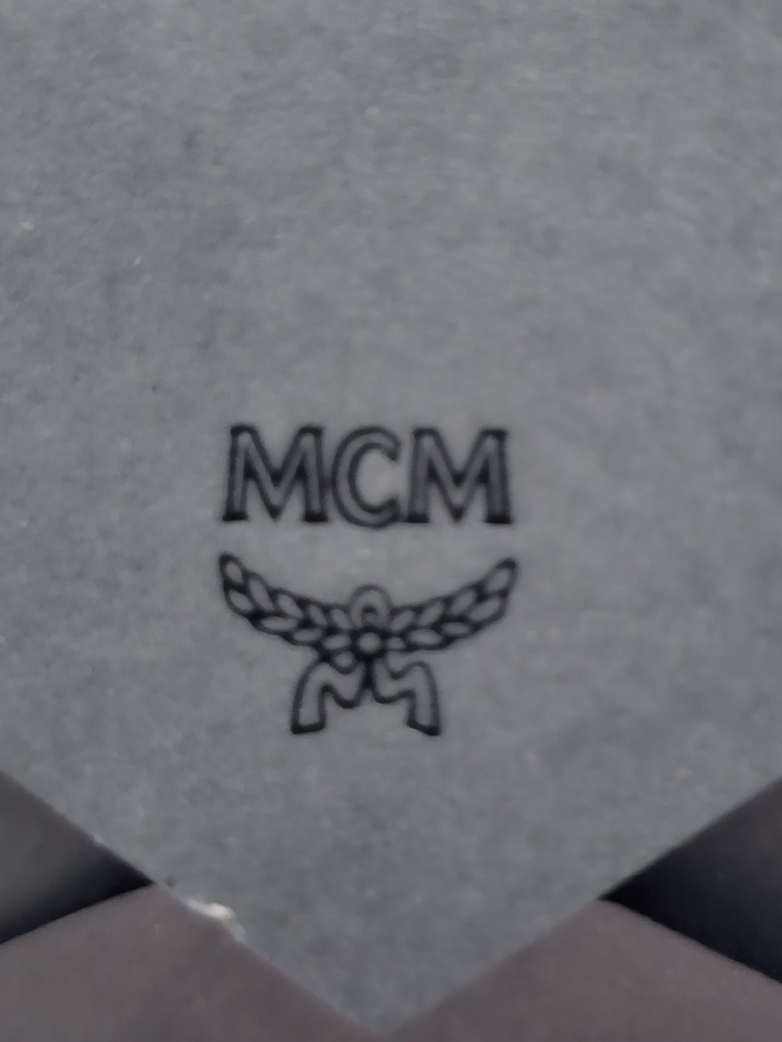 MCM MCM I Phone Case. Size ONE SIZE - 6 Thumbnail