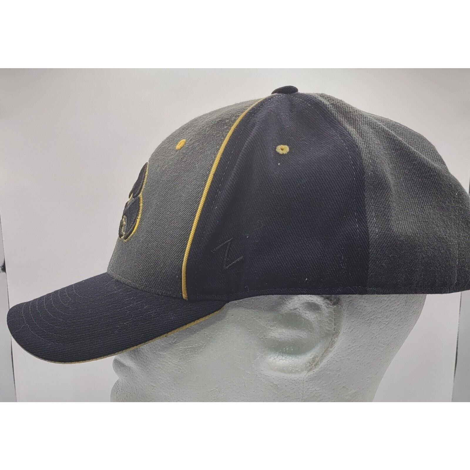 Zephyr Vintage Zephyr Iowa Hawkeyes Fitted Cap Sz 8 NCAA Wool Size ONE SIZE - 3 Thumbnail
