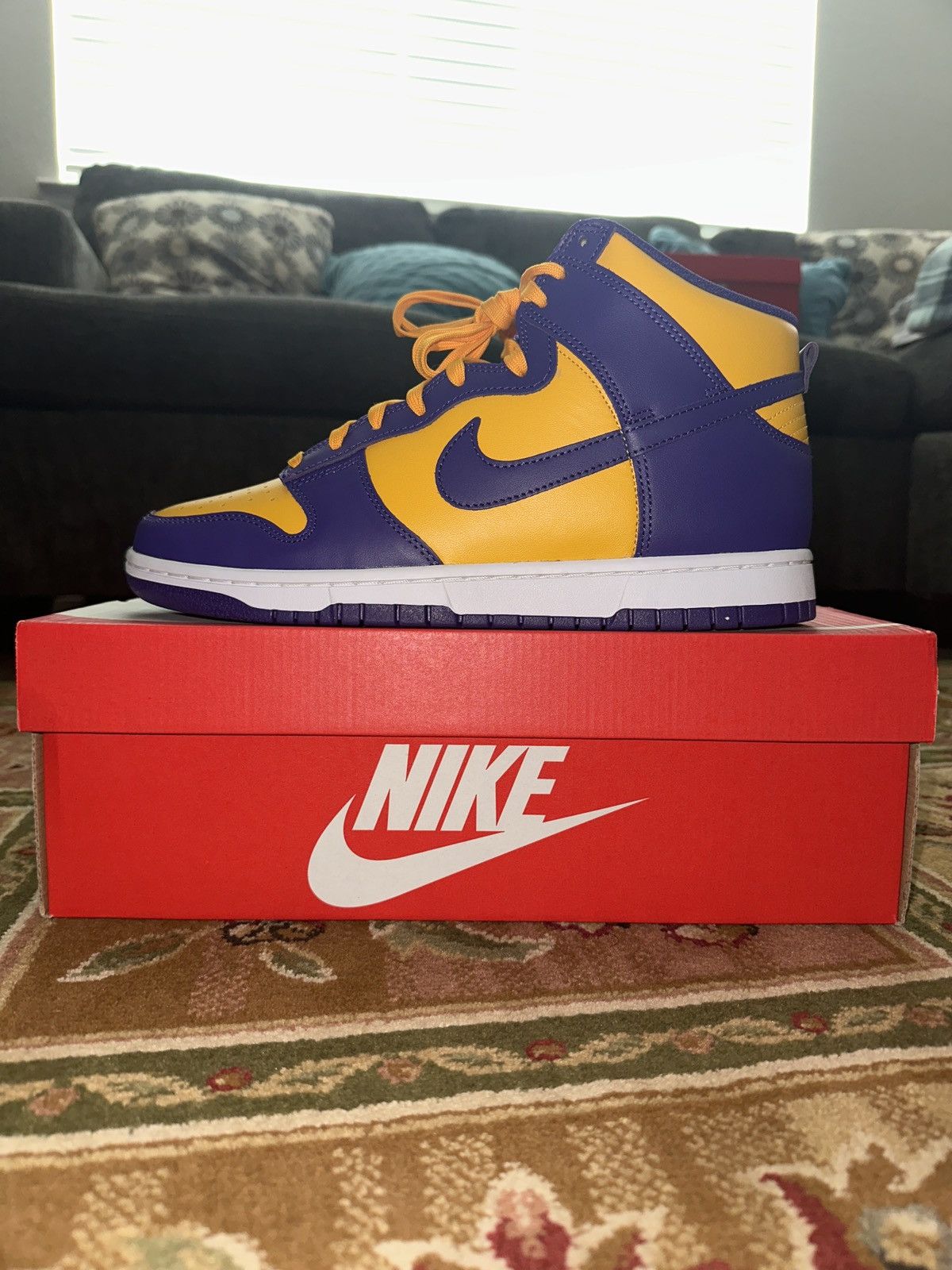 Nike Nike Dunk High “Lakers” Size US 11 / EU 44 - 3 Thumbnail