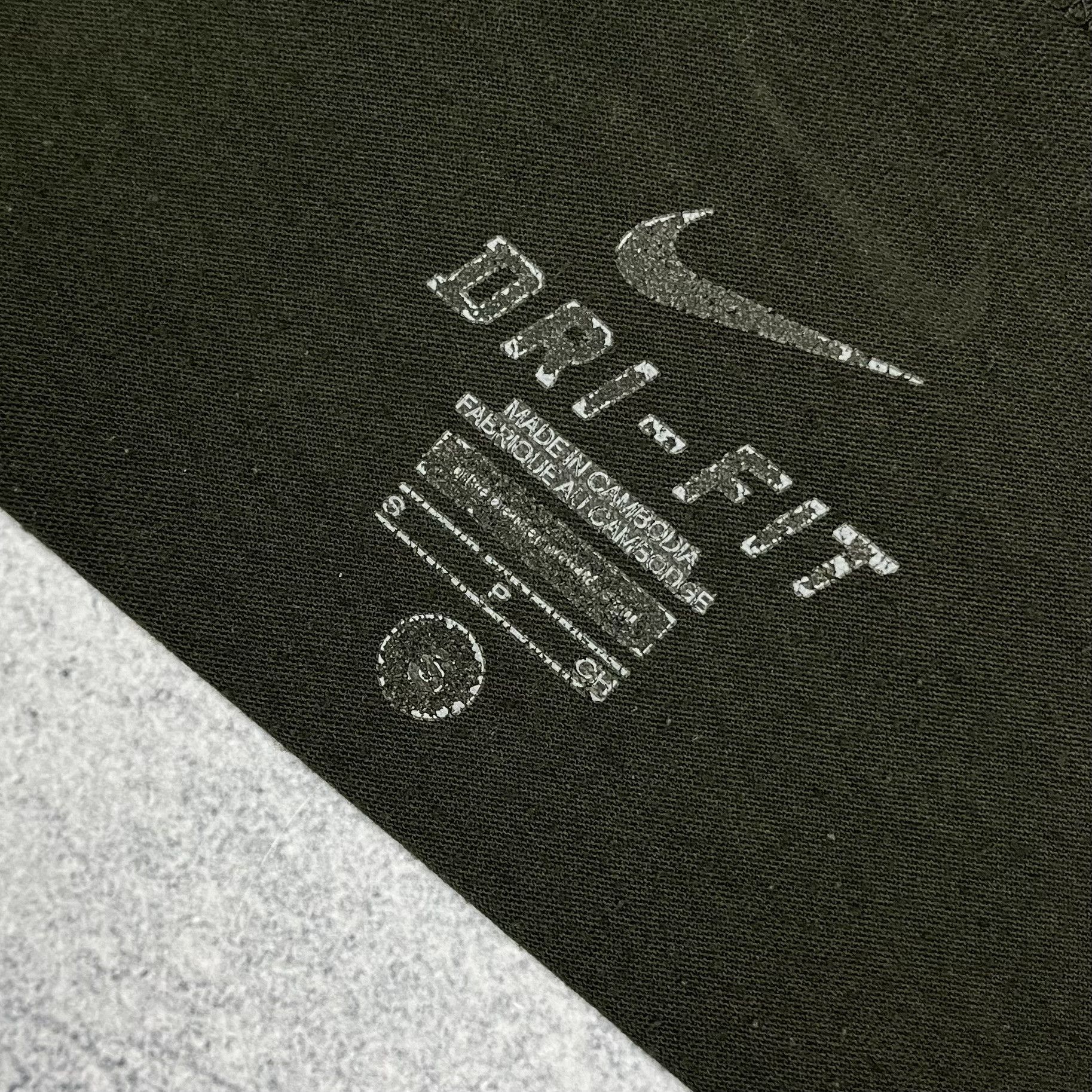 Nike × Undercover Nike x Undercover Guakusou Running Big Logo T Shirt Size US S / EU 44-46 / 1 - 7 Thumbnail