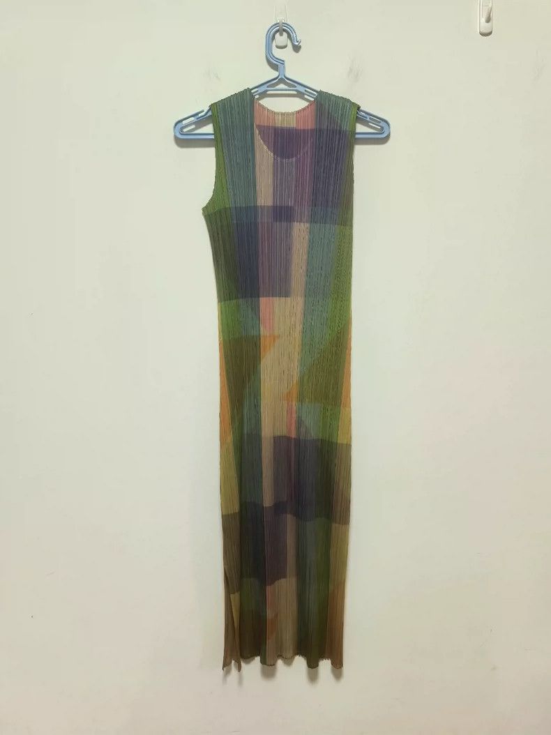 Issey Miyake Issey Miyake size:2 Green pleated color block dress Size XS / US 0-2 / IT 36-38 - 2 Thumbnail