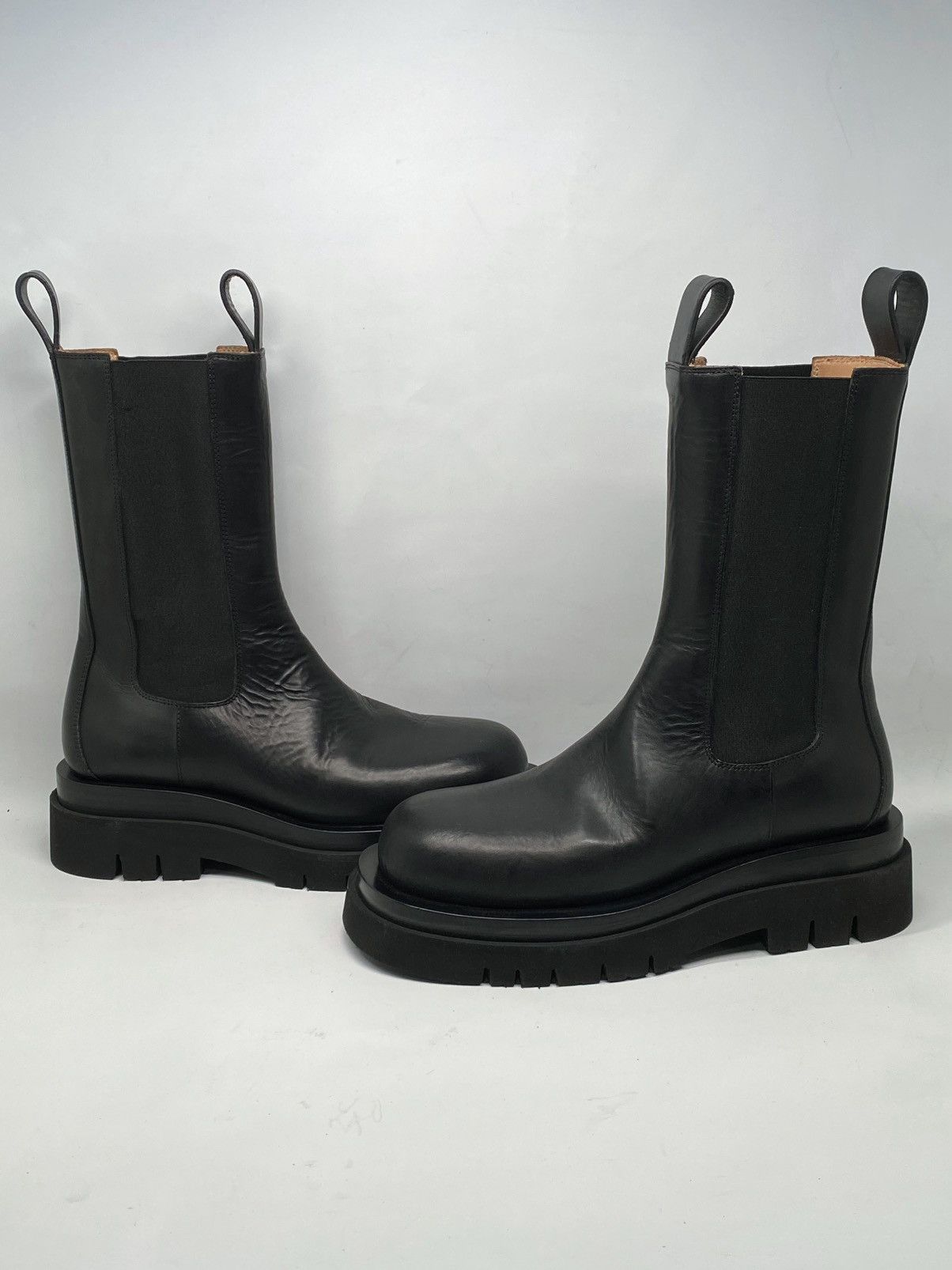 Bottega Veneta Bottega Veneta Lug Sole Leather Boots size 37.5 Size US 7.5 / IT 37.5 - 9 Thumbnail