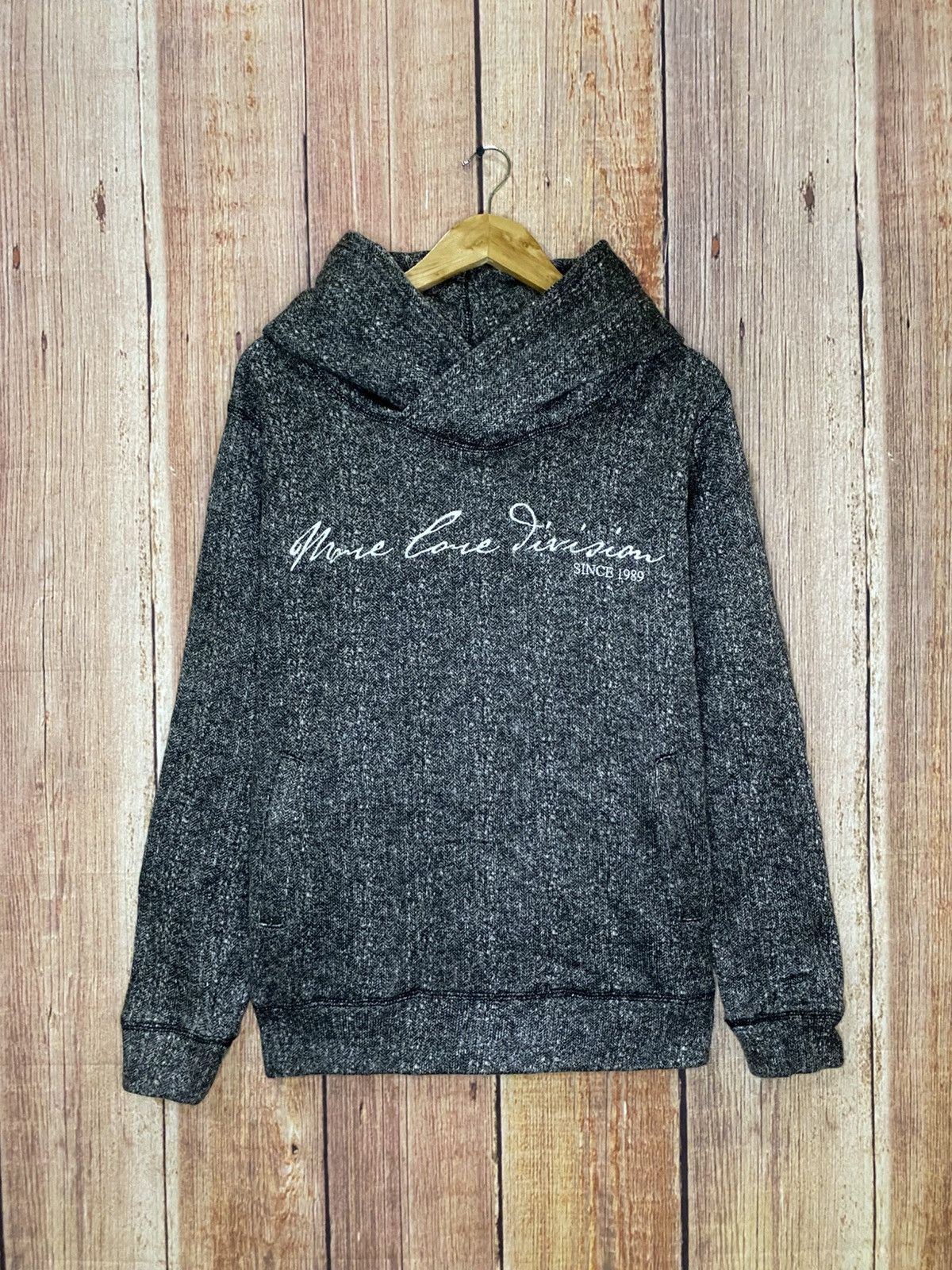 Vintage More Core Division M.C.D Black Hart Hoodie Size US L / EU 52-54 / 3 - 1 Thumbnail