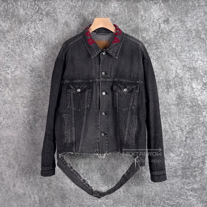 Balenciaga Balenciaga Black and Gray Collar Embroidered Logo Destroye Size XS / US 0-2 / IT 36-38 - 1 Thumbnail