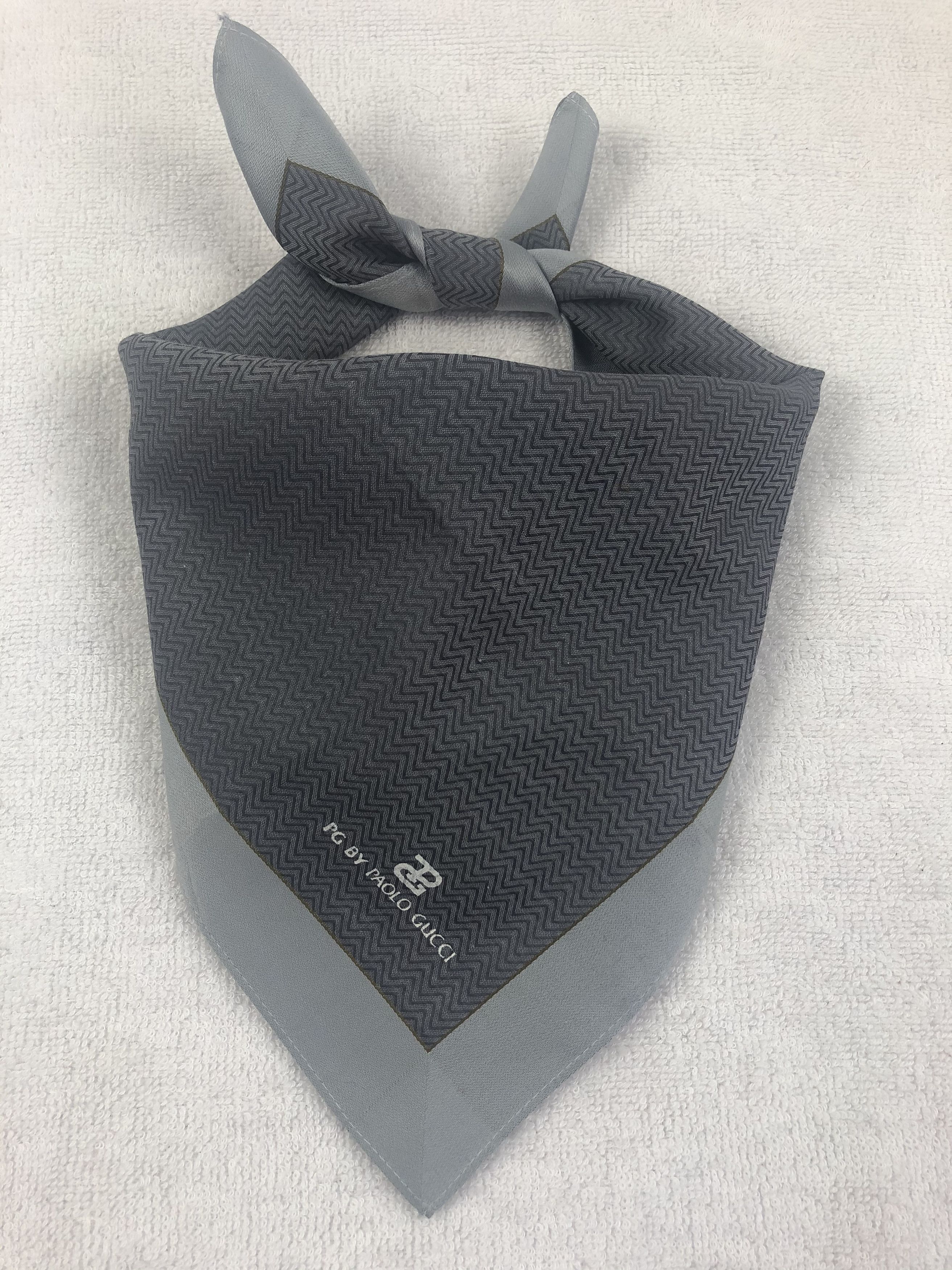 Paolo Gucci Paolo Gucci Handkerchief / Bandana / Neckerchief Size ONE SIZE - 1 Thumbnail