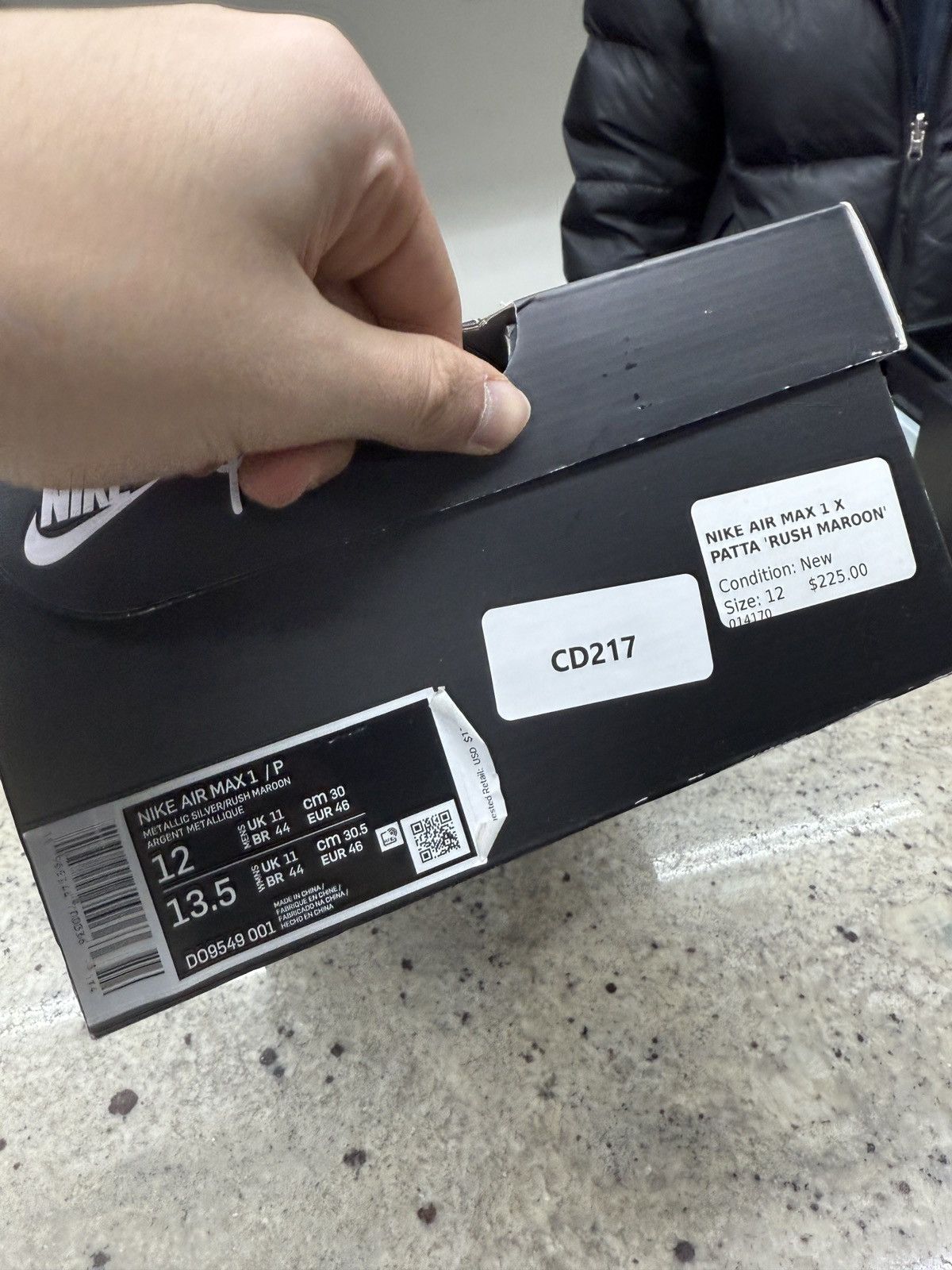 Nike Nike Air Max 1 Metallics Size US 12 / EU 45 - 6 Thumbnail