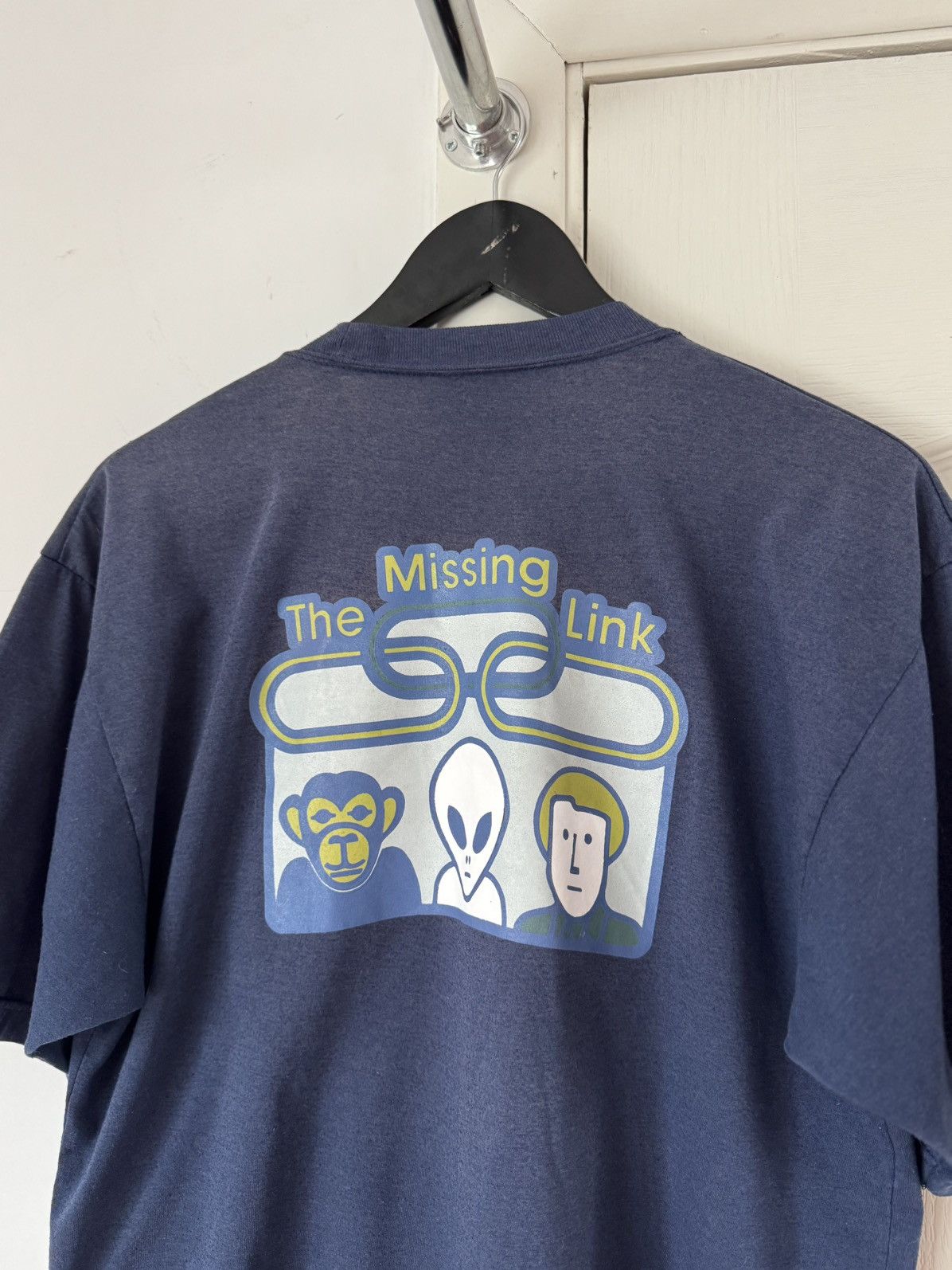 Alien Workshop Vintage 90s Alien Workshop The Missing Link Skate Tee Size US L / EU 52-54 / 3 - 6 Thumbnail