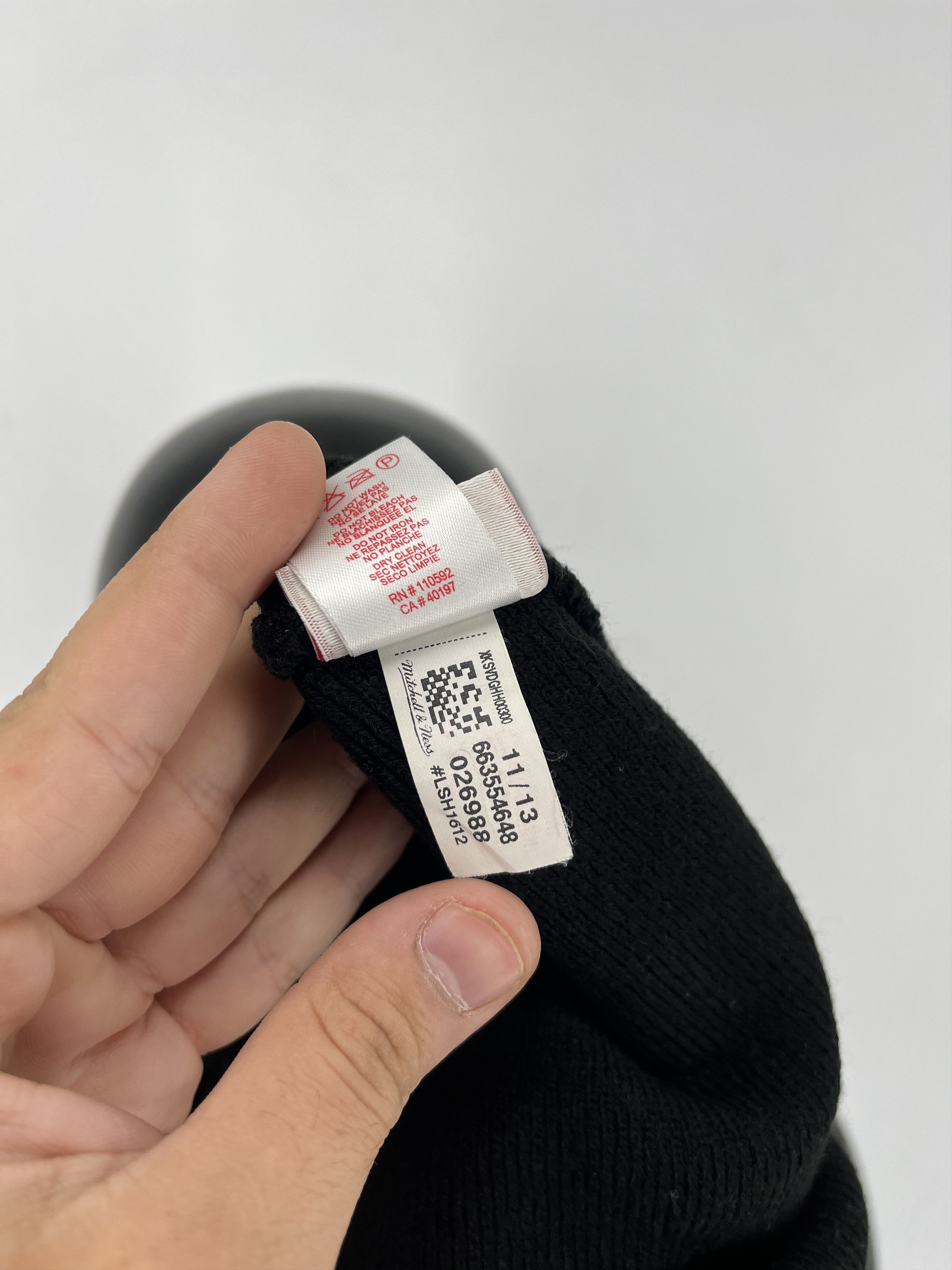 Mitchell & Ness Chicago Bulls Mitchell Ness Beanie Head Cap Embroidery Size ONE SIZE - 6 Thumbnail