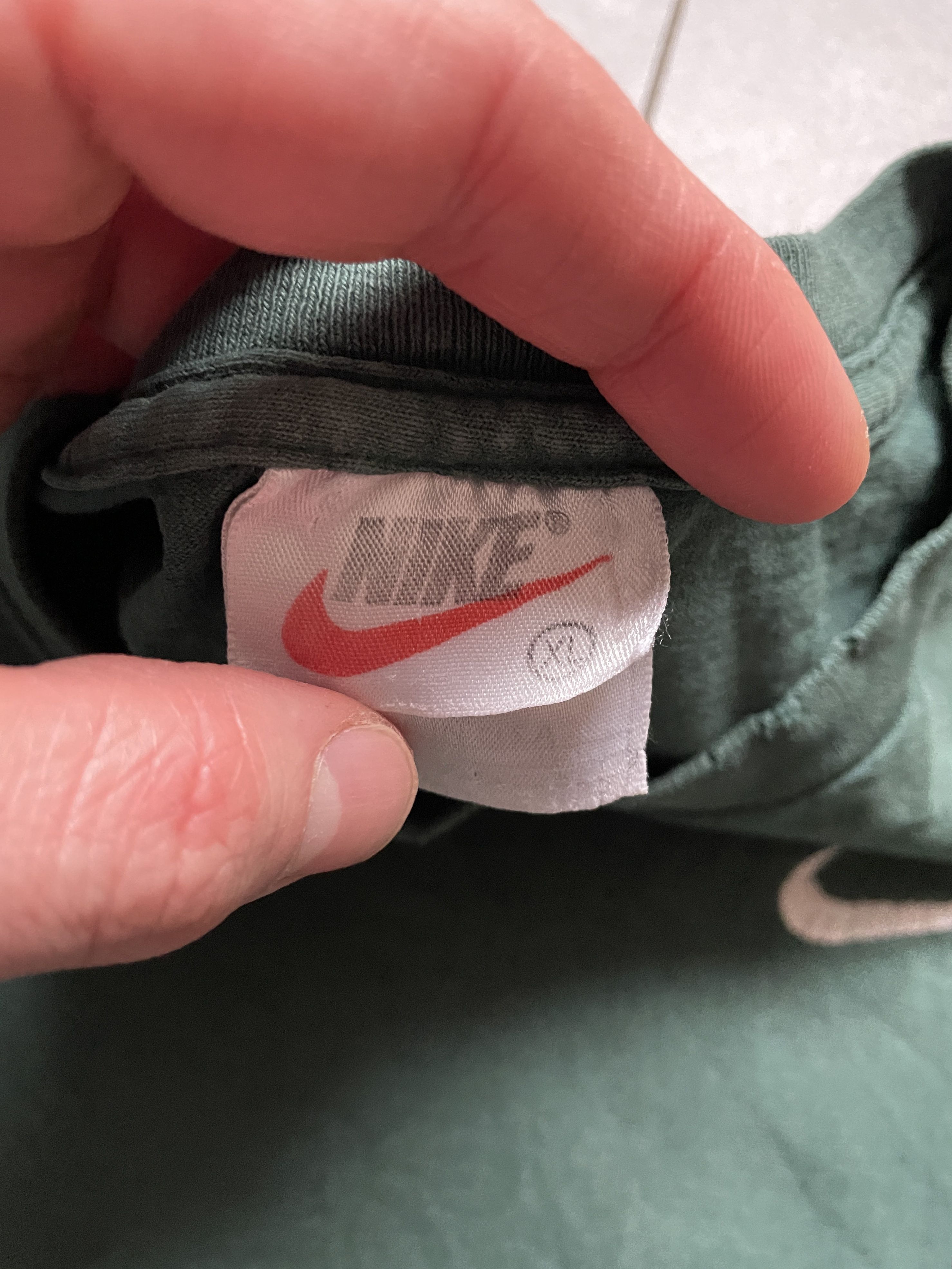 Nike NIKE Y2K FOREST GREEN MINI SWOOSH TEE Size US XL / EU 56 / 4 - 3 Thumbnail